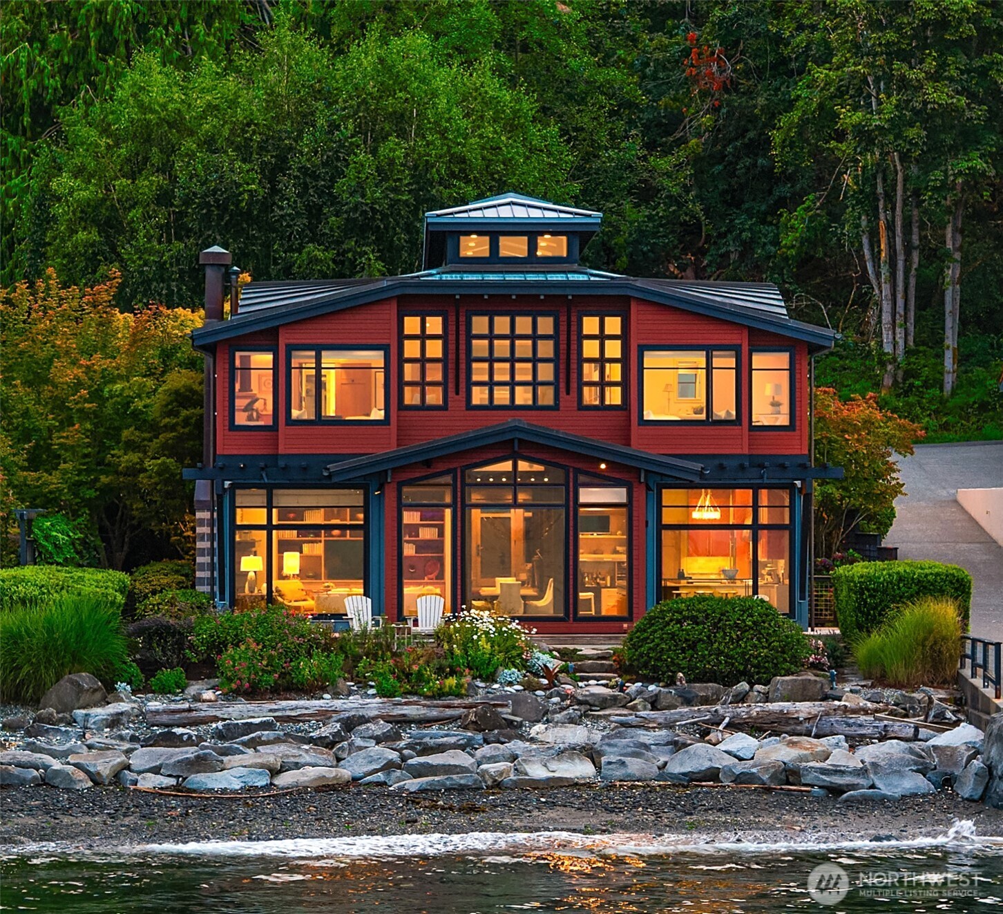 4290 Rockaway Beach Road NE