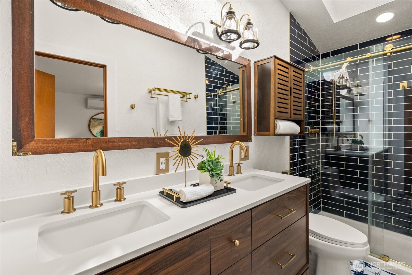 2490 Rocky Point Road NW