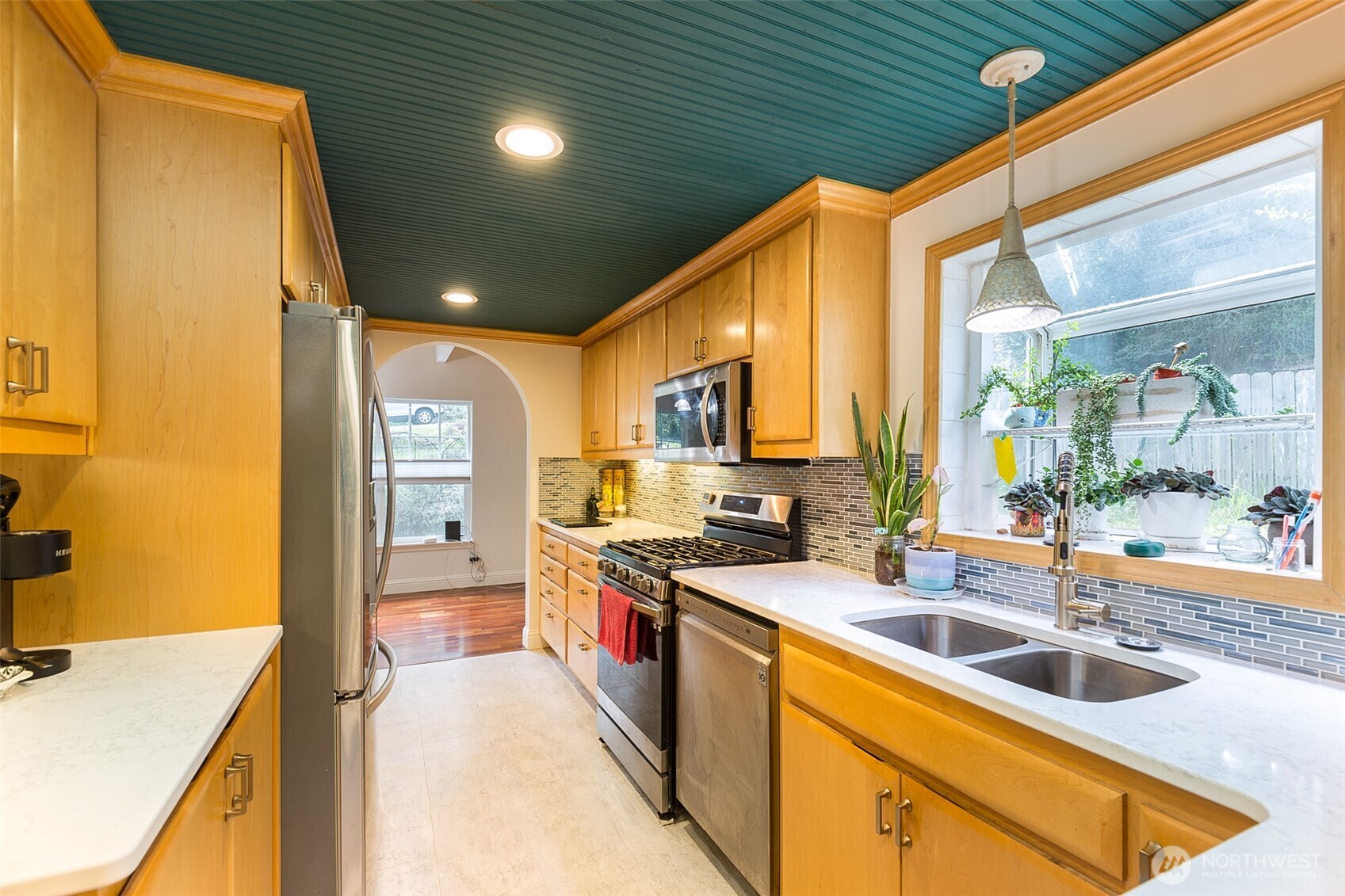 31 Salal Way