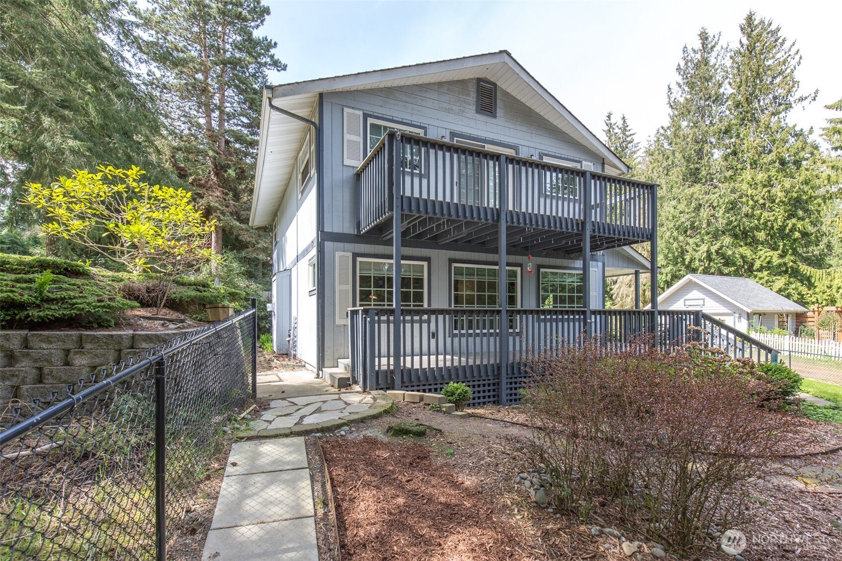31 Salal Way