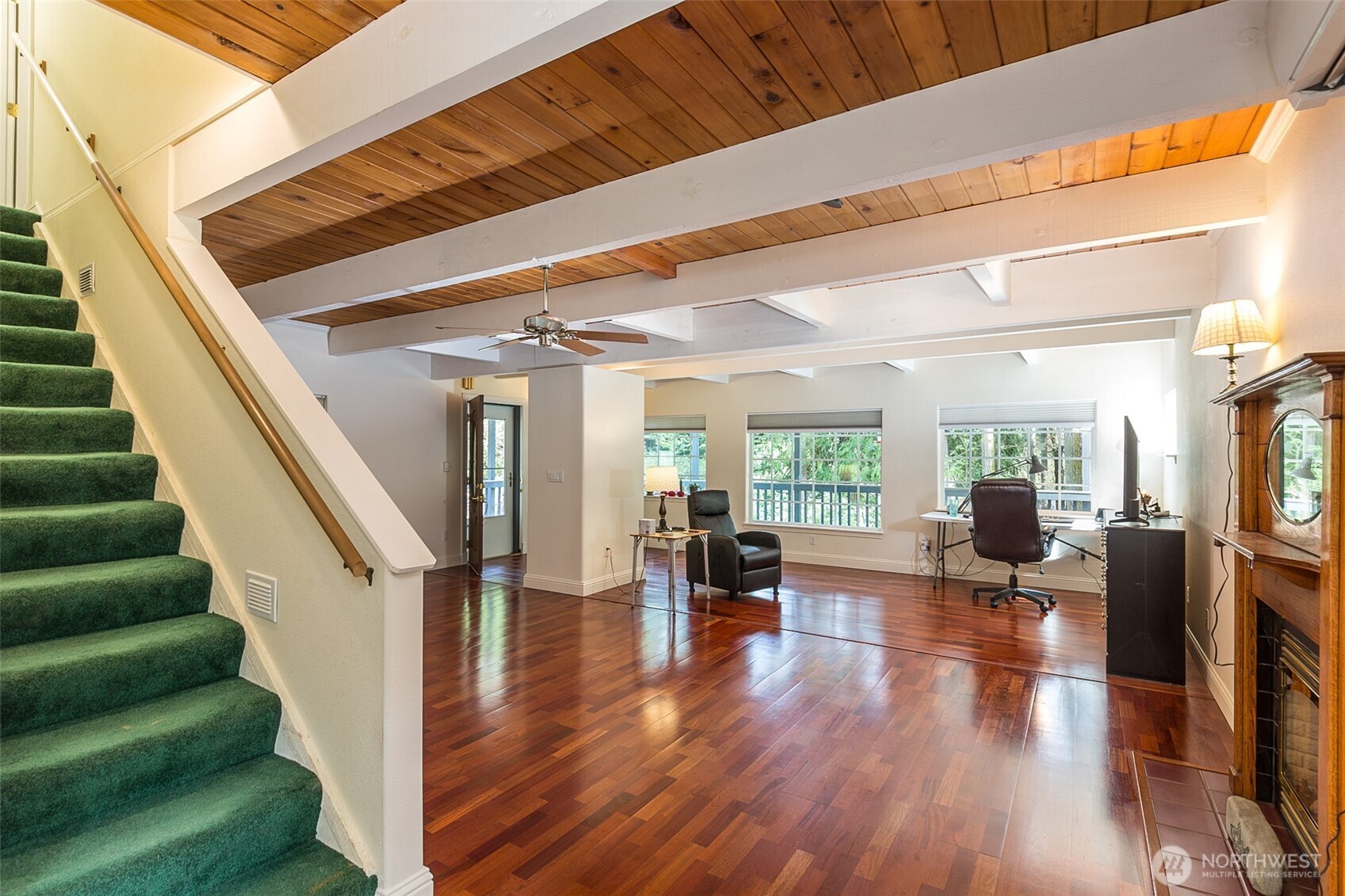 31 Salal Way