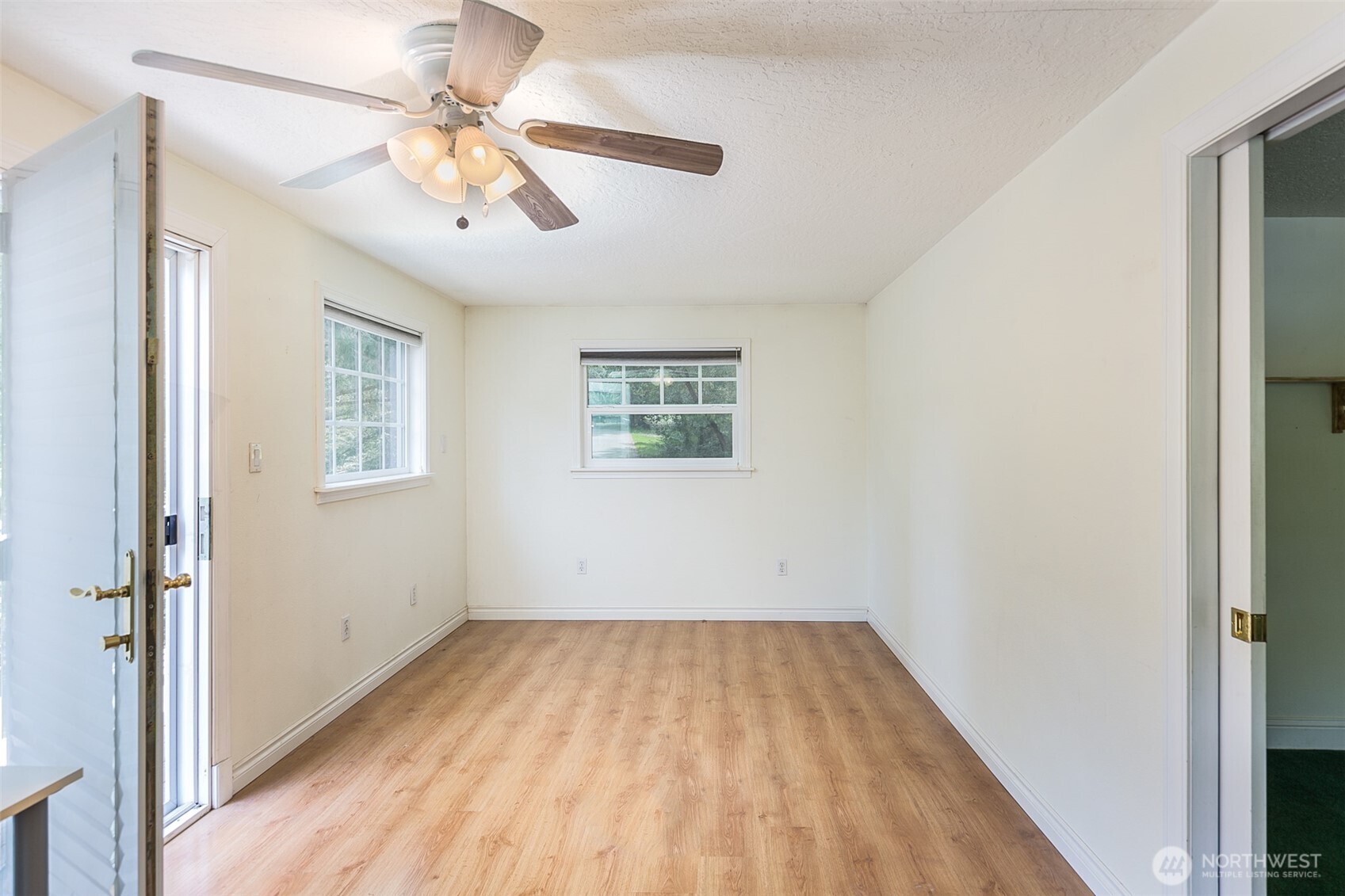 31 Salal Way