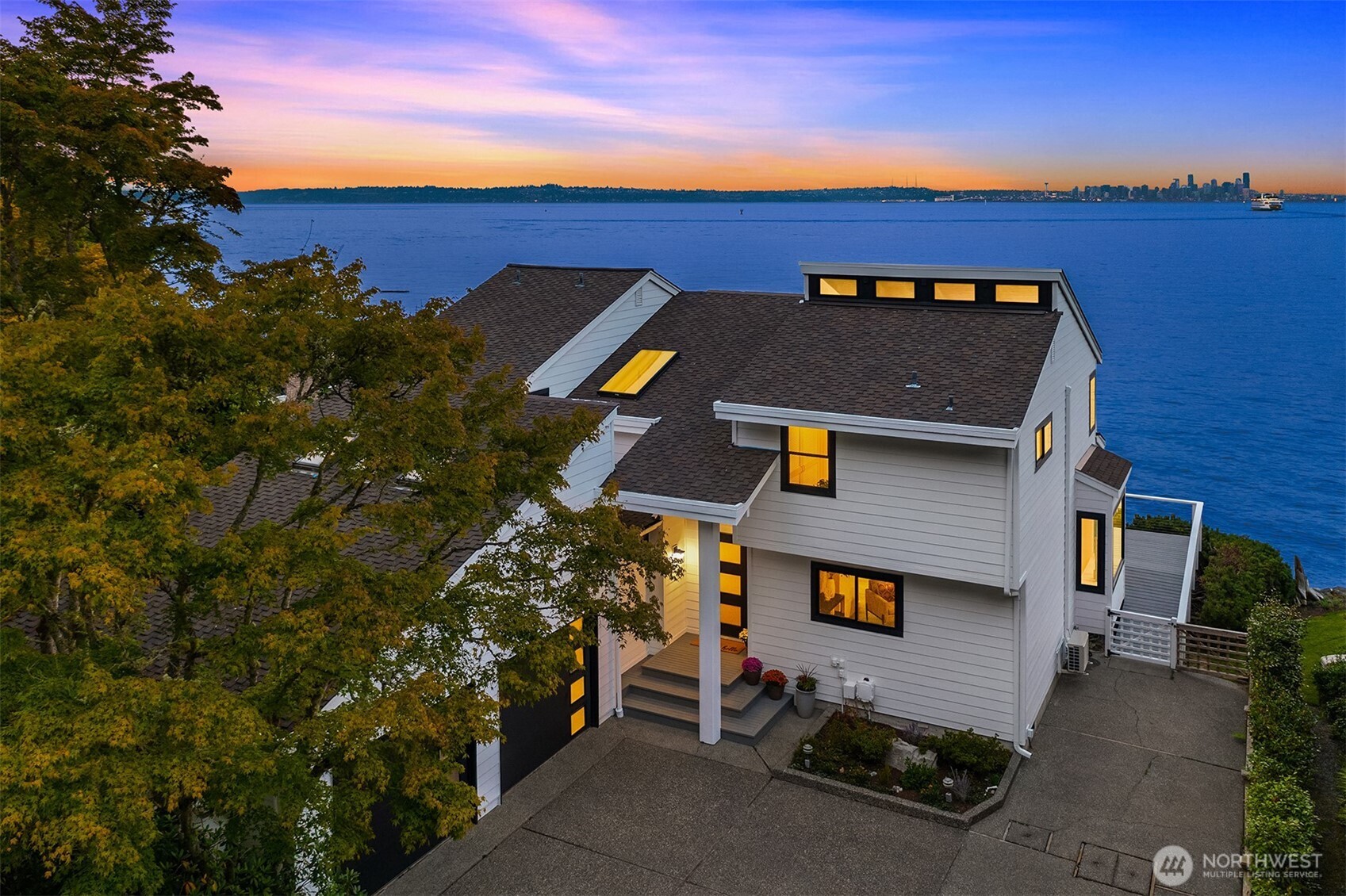 4692 Rockaway Beach Road NE