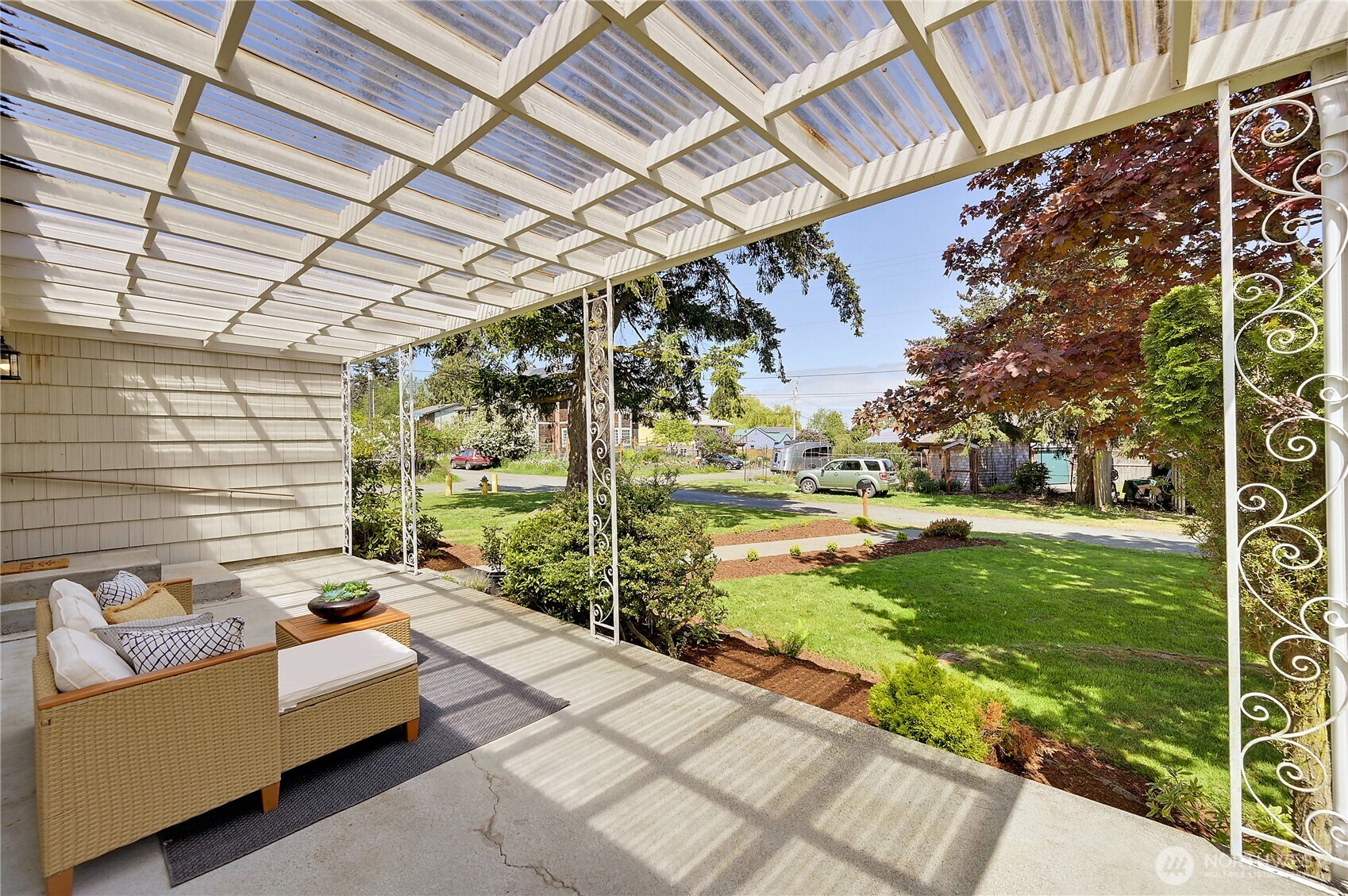 1635 Madison