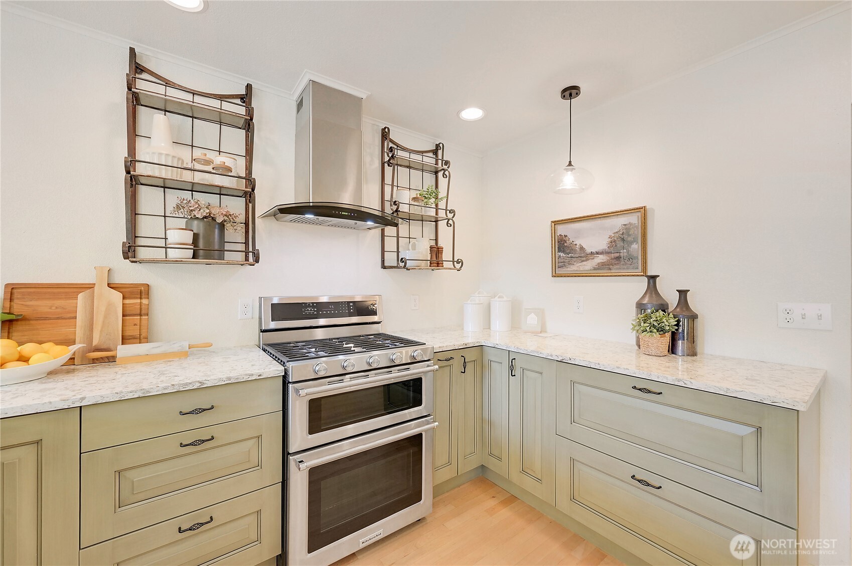 1635 Madison