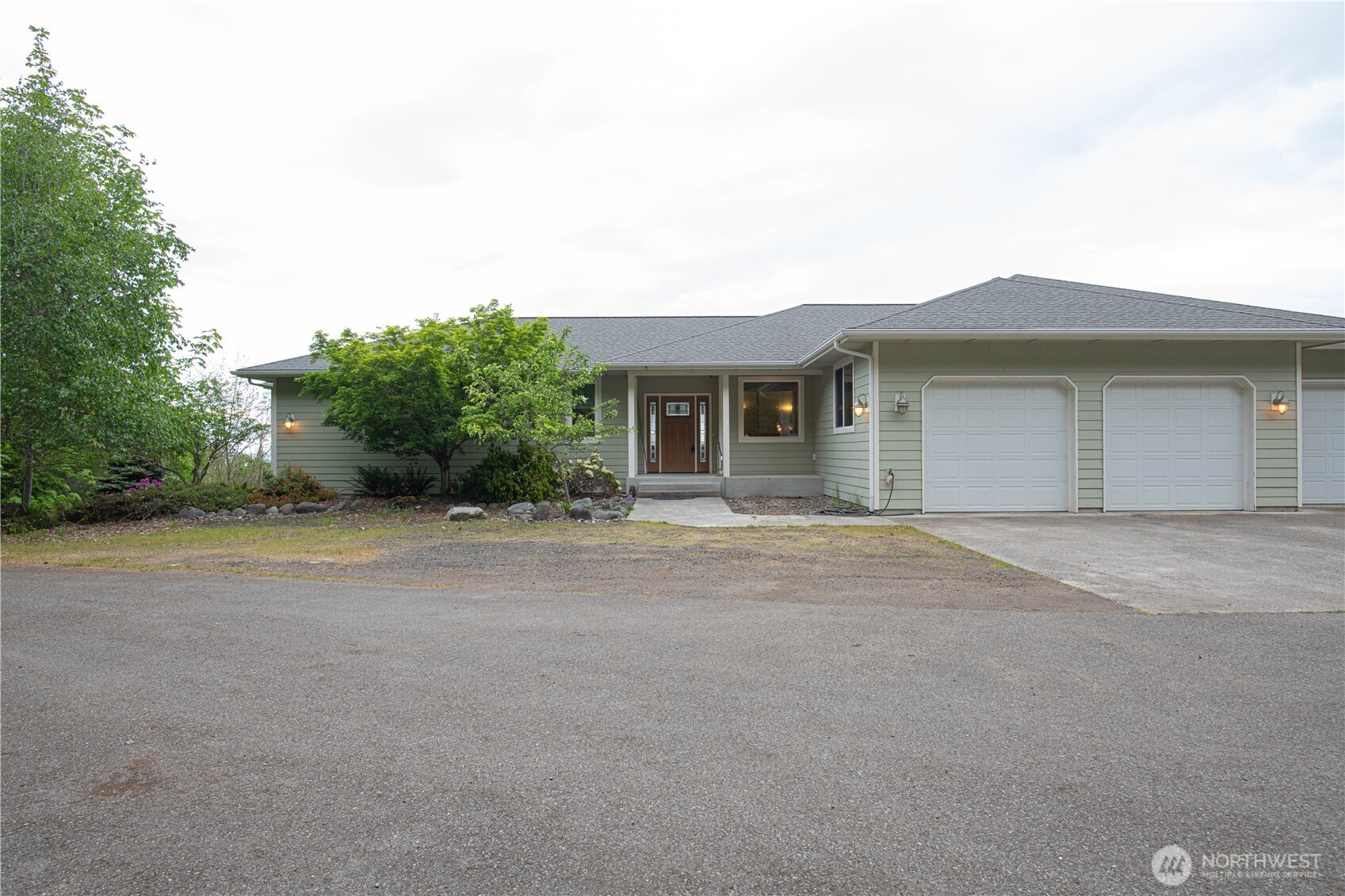 975 E Simmons Road