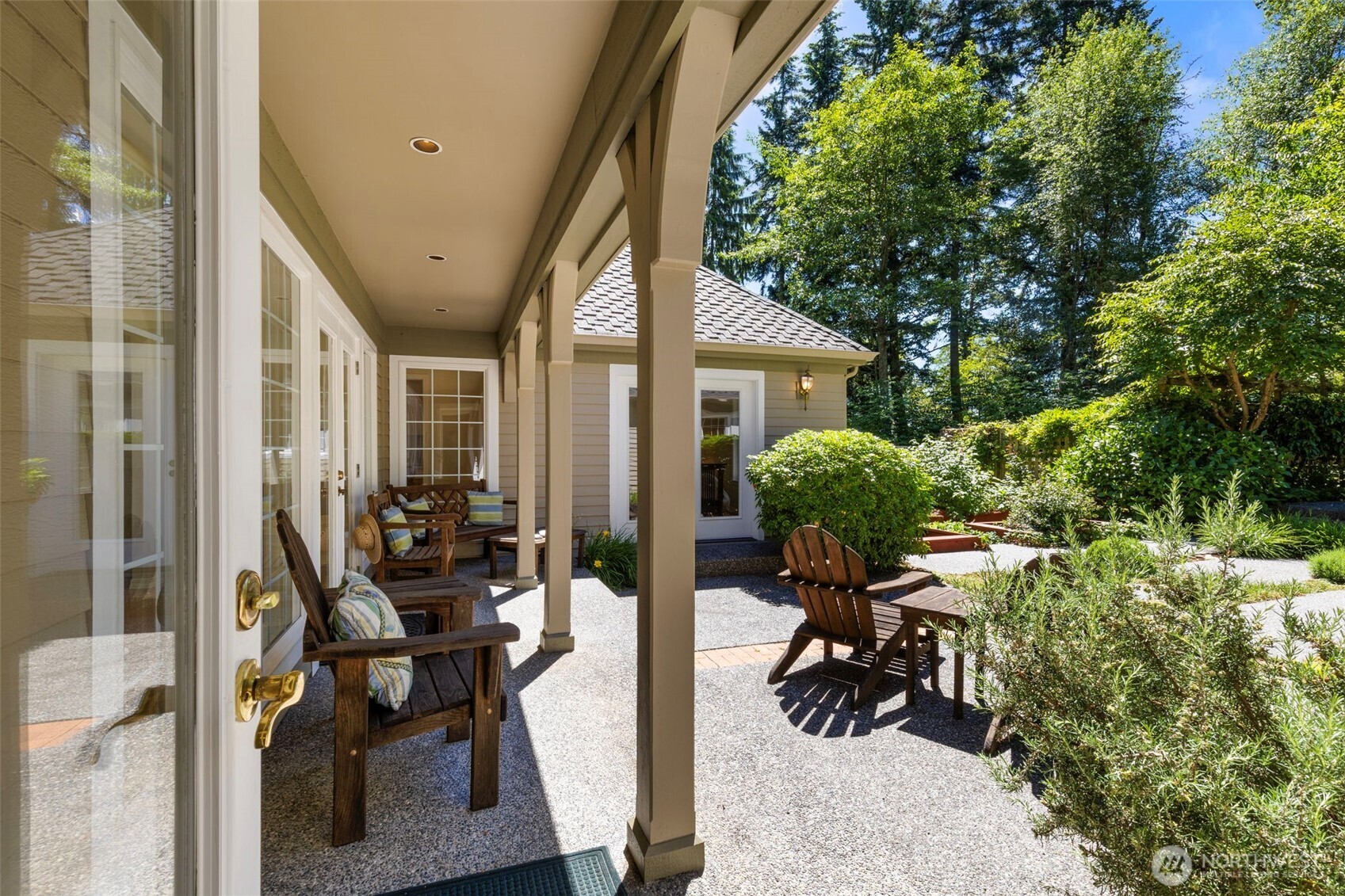 203 Baycliff Drive