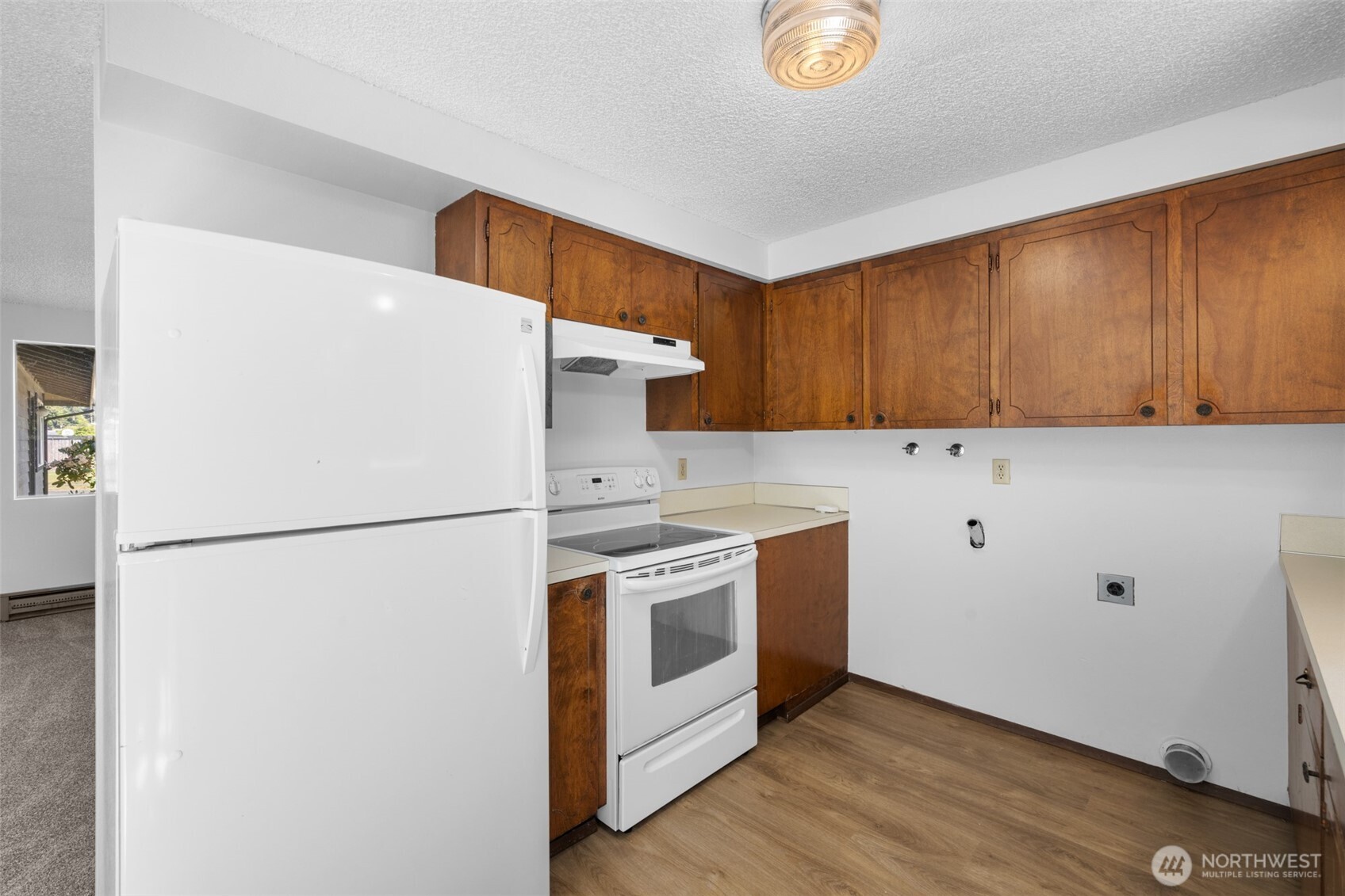 1207 1209 S Pine Street Unit: 1209