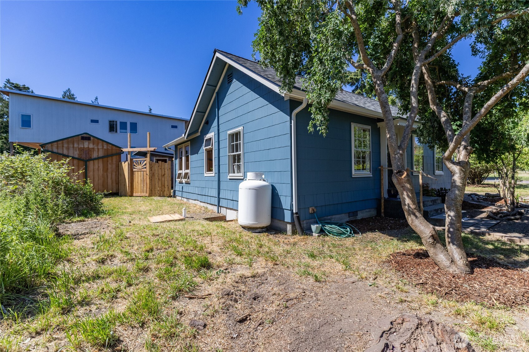 305 49th Street