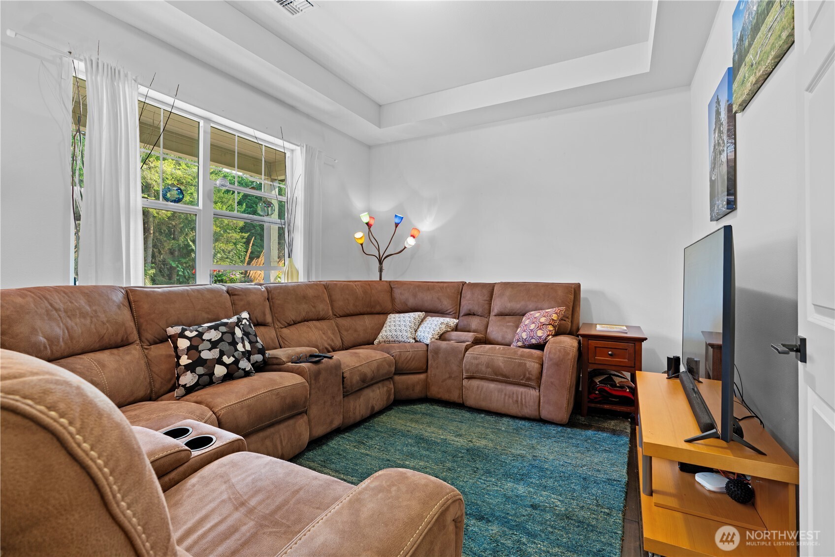 20 Dunsmuir Road