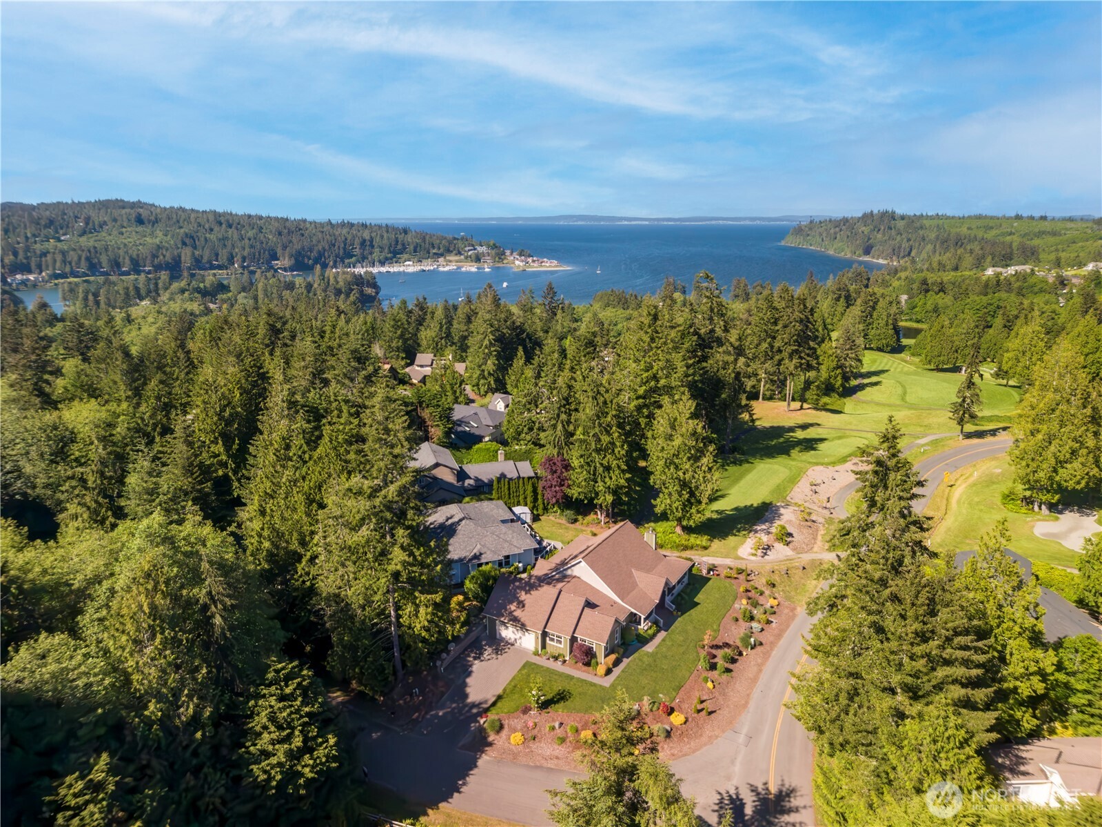 20 Dunsmuir Road