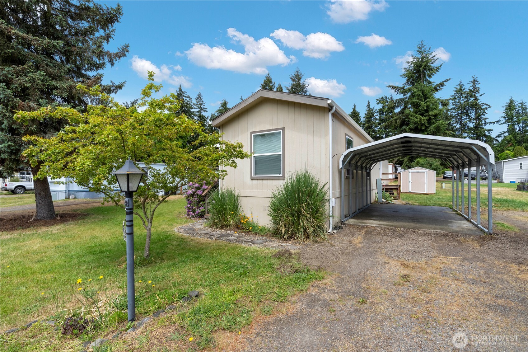 611 Cedar Avenue Unit: 6