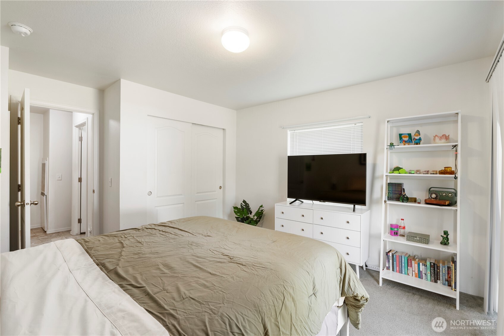 611 Cedar Avenue Unit: 6