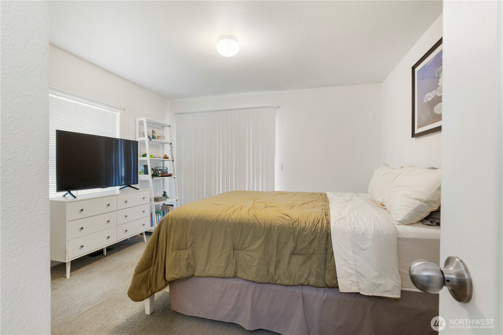 611 Cedar Avenue Unit: 6