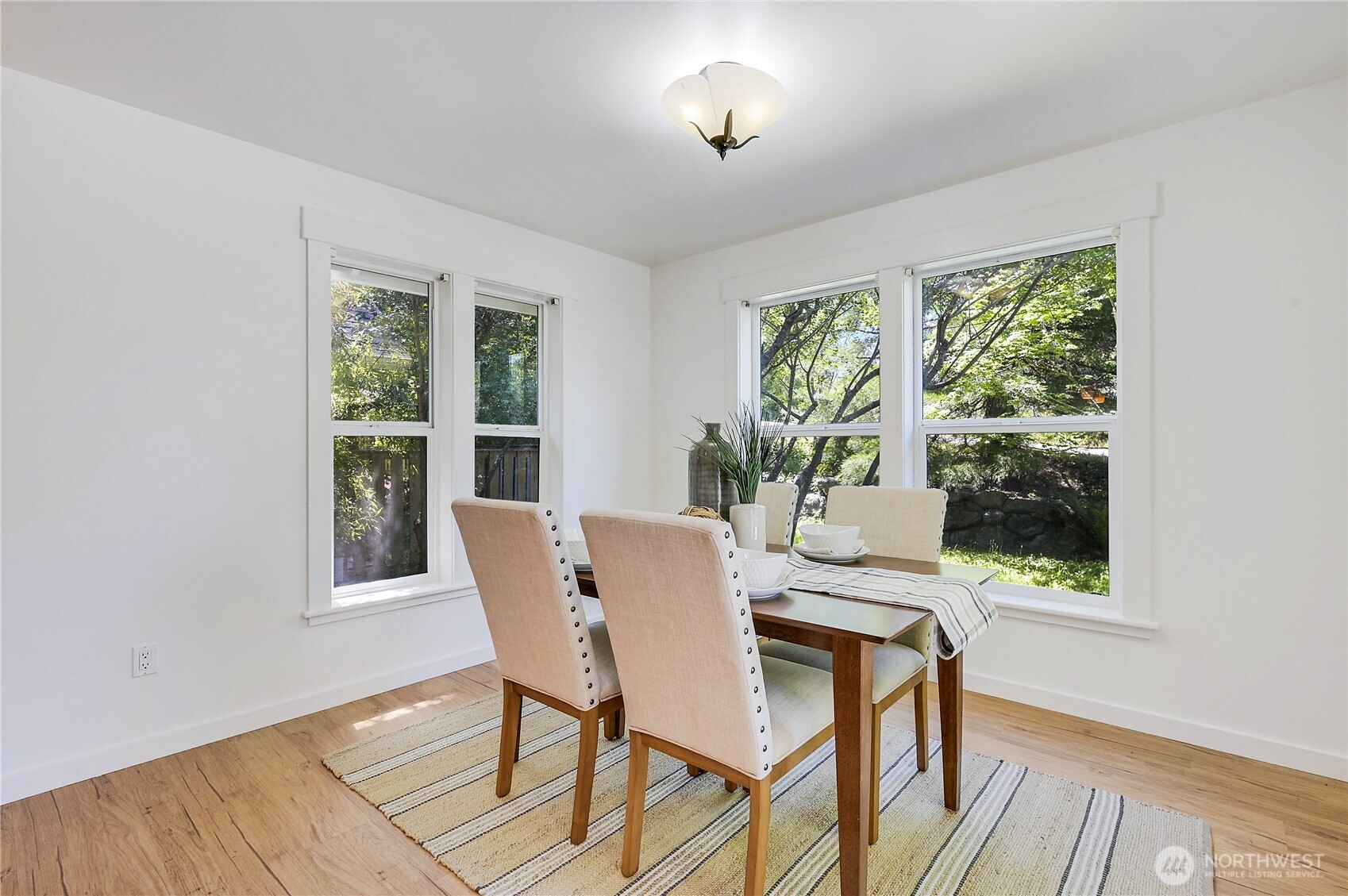22 Pebble Lane