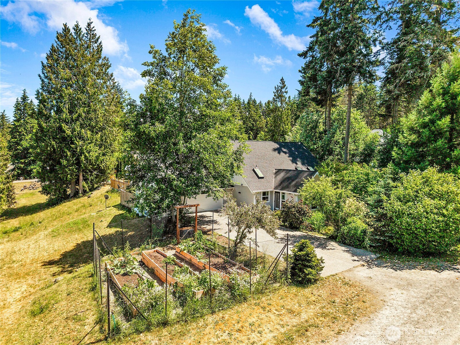 22 Pebble Lane