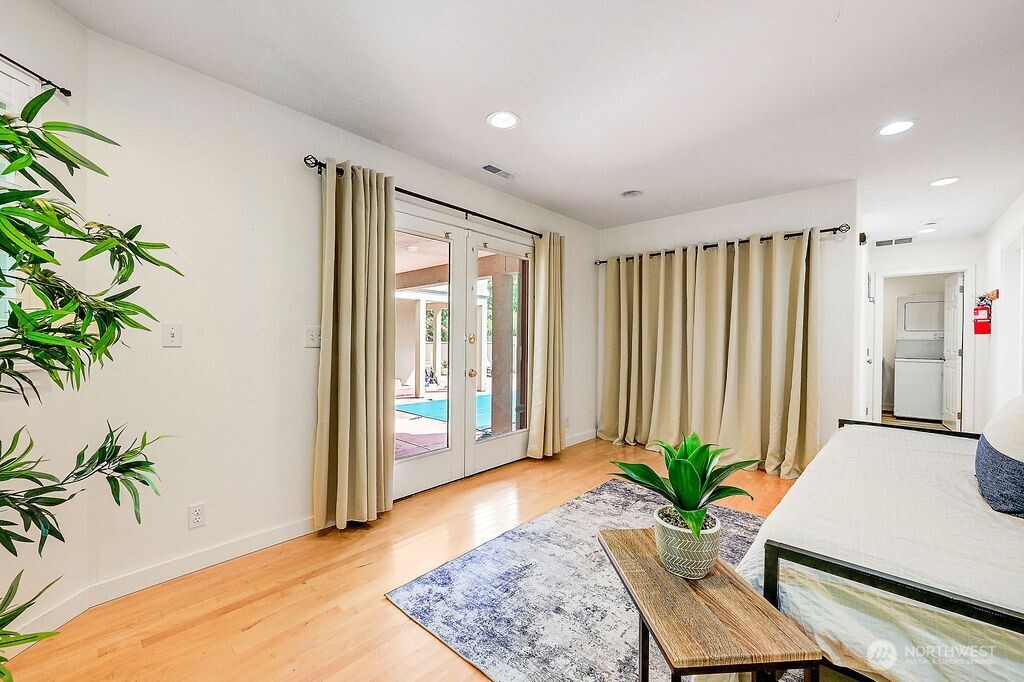 43 Windsor Lane