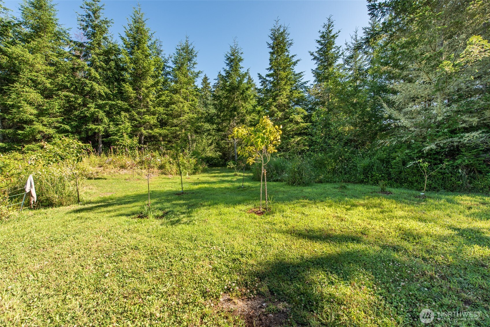 1833 Eaglemount Road