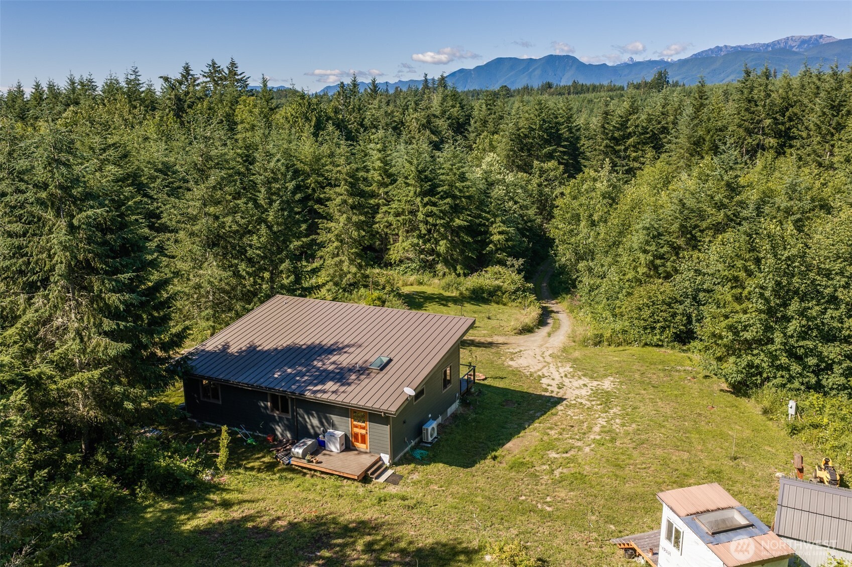 1833 Eaglemount Road