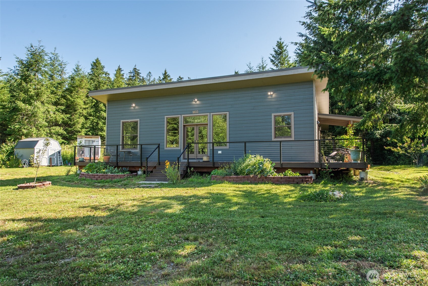 1833 Eaglemount Road