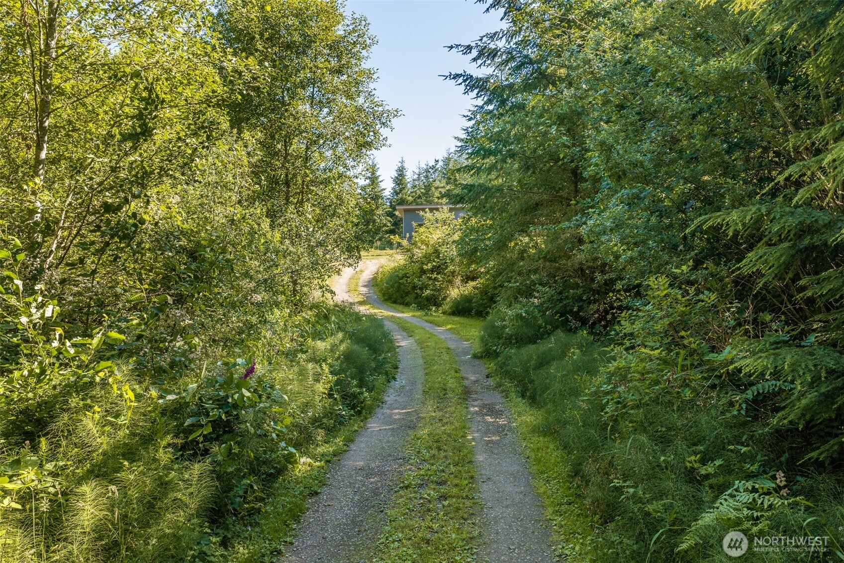 1833 Eaglemount Road