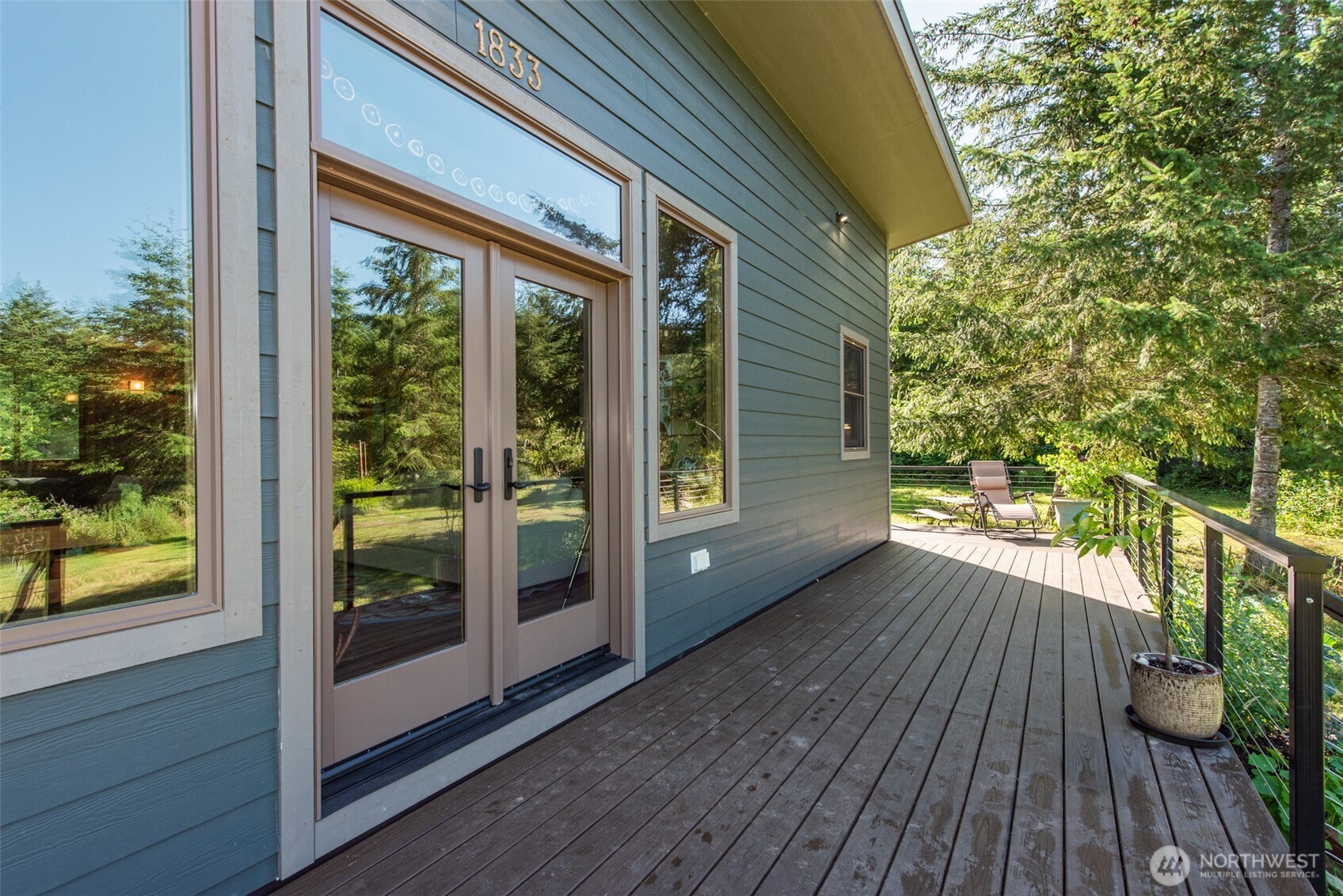 1833 Eaglemount Road