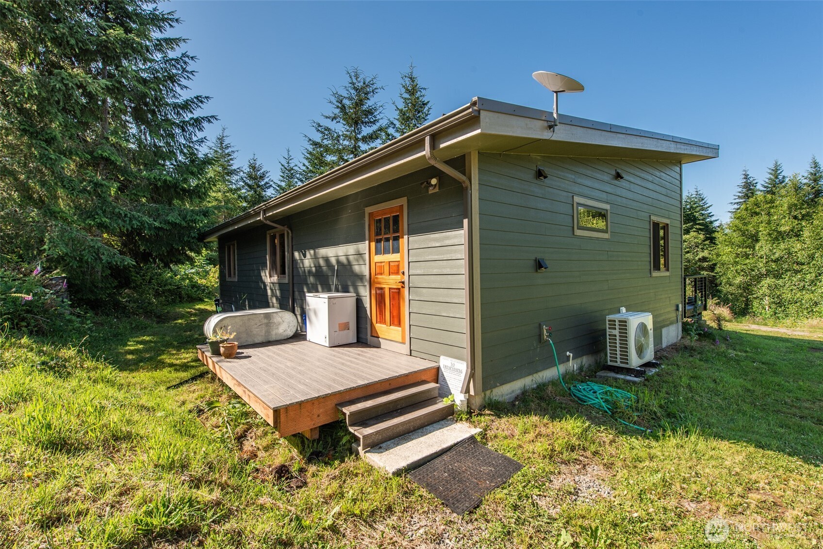 1833 Eaglemount Road