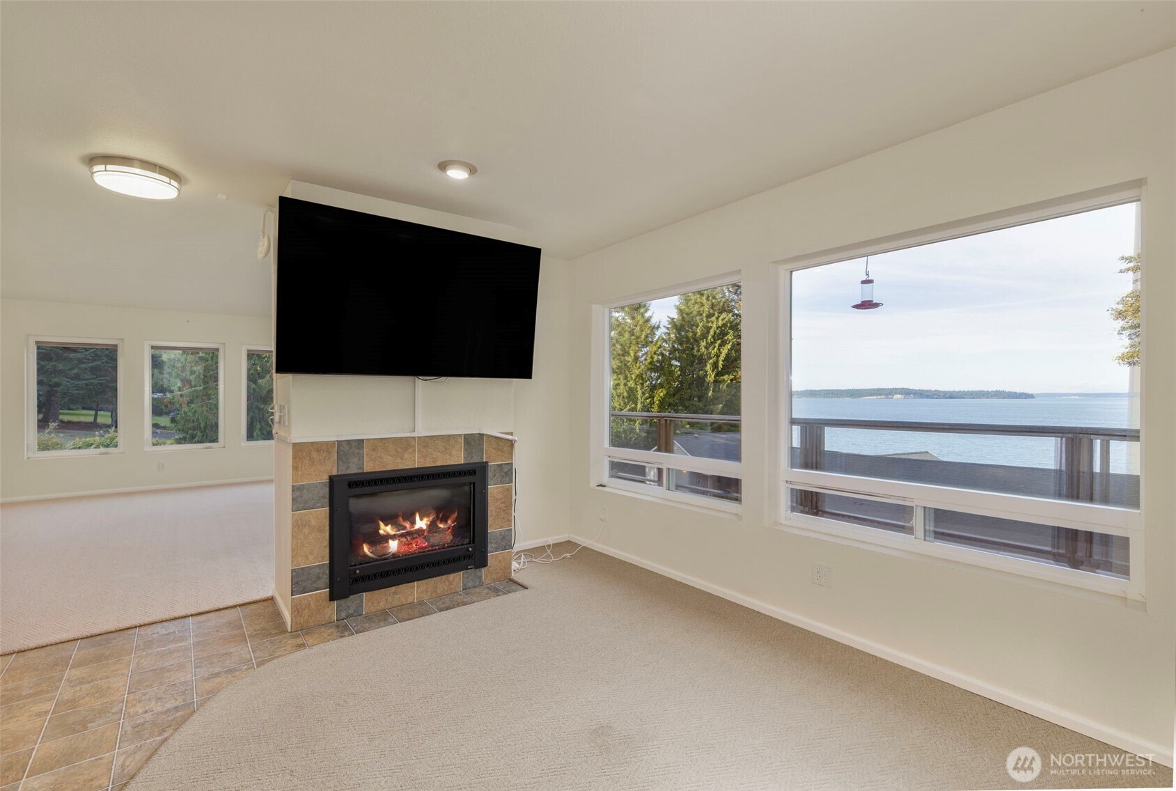 131 S Bay Way