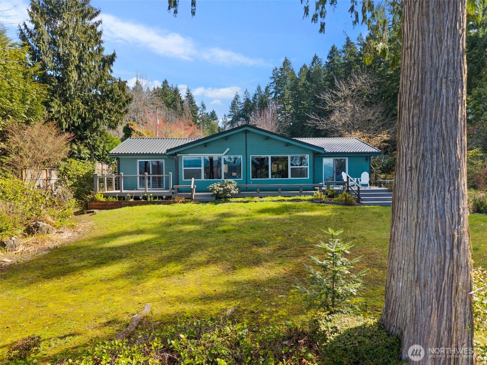 6873 NW Brothers View Lane
