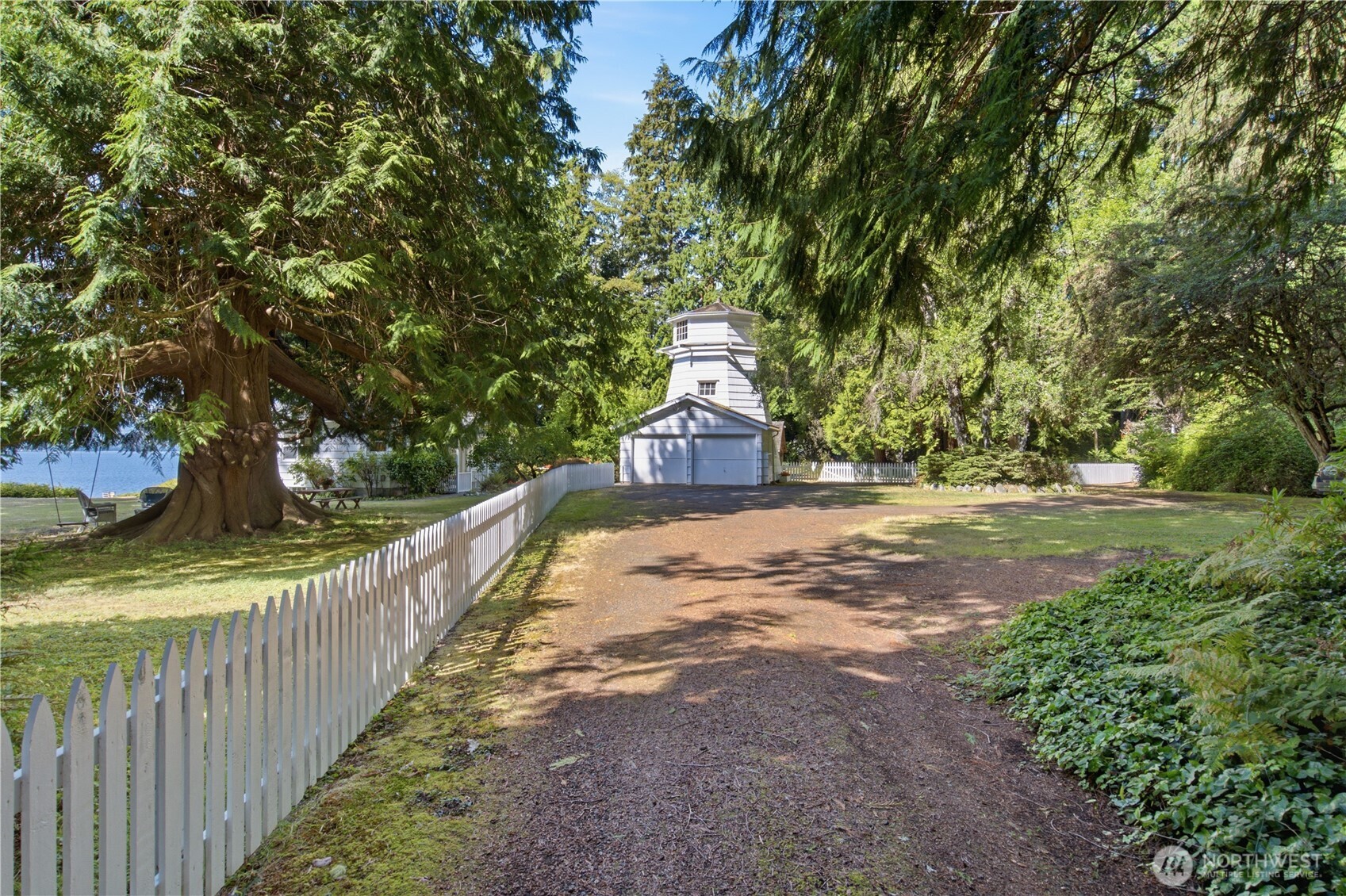 328 NE Oyster Point Drive