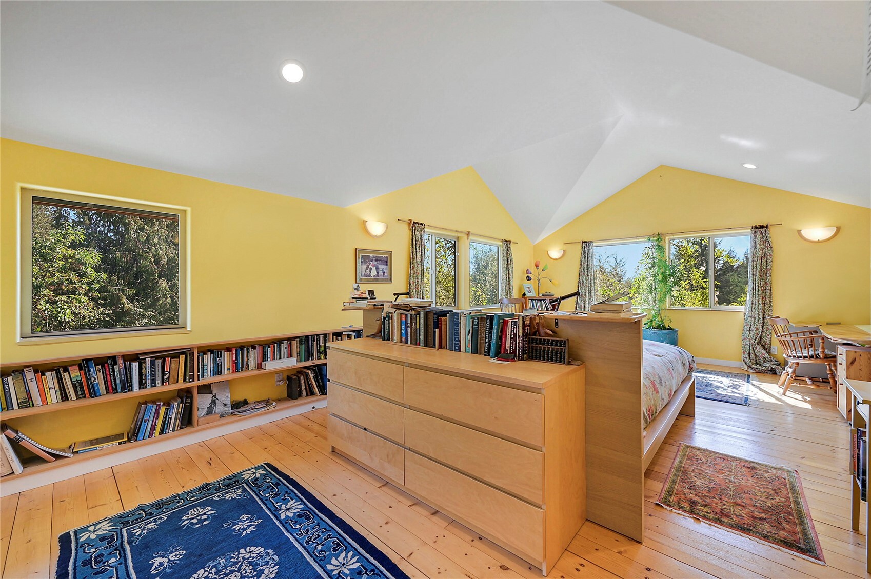 1673 Woodland Drive