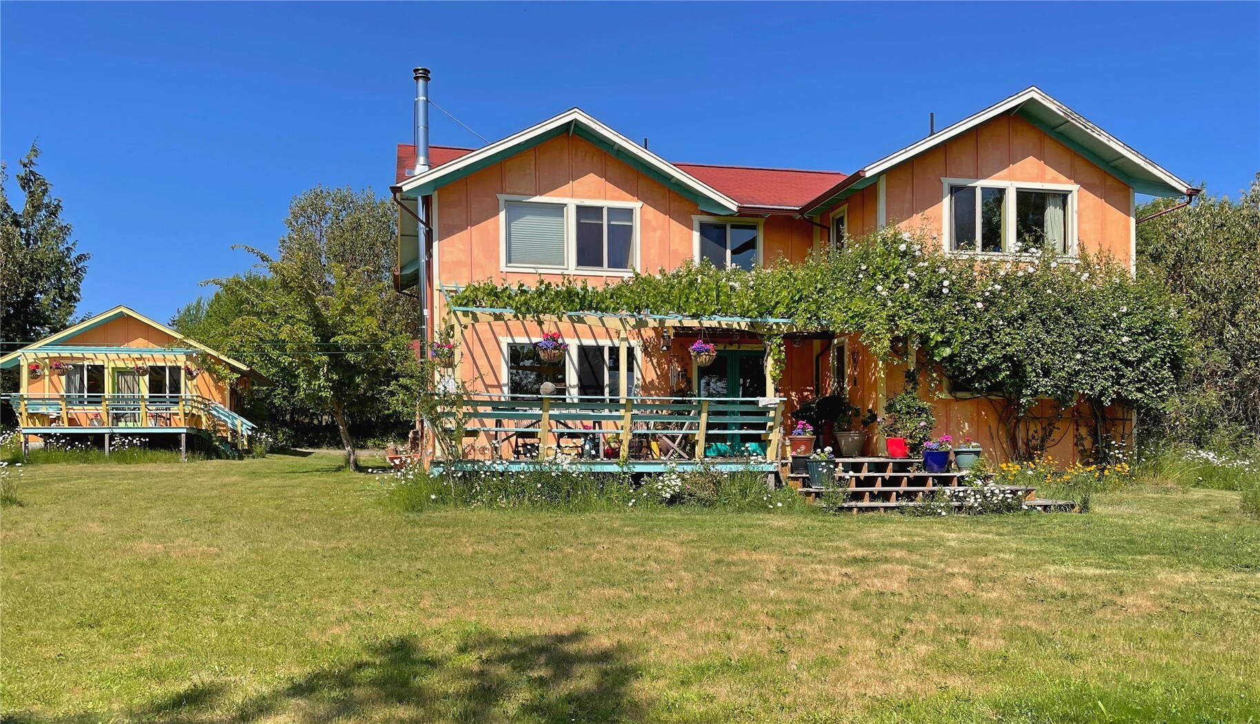 1673 Woodland Drive