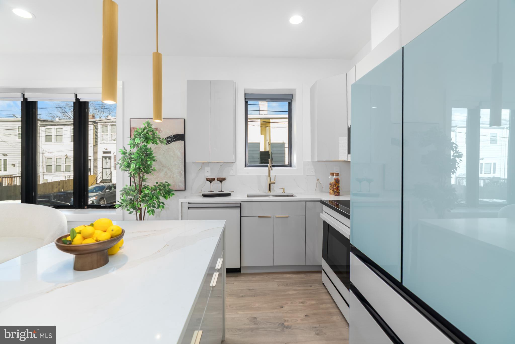 1140 OATES STREET NE 101