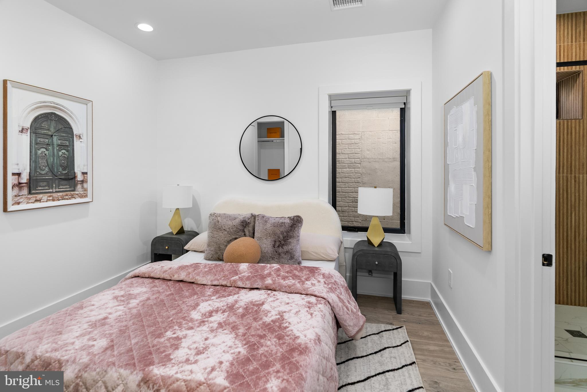 1140 OATES STREET NE 101