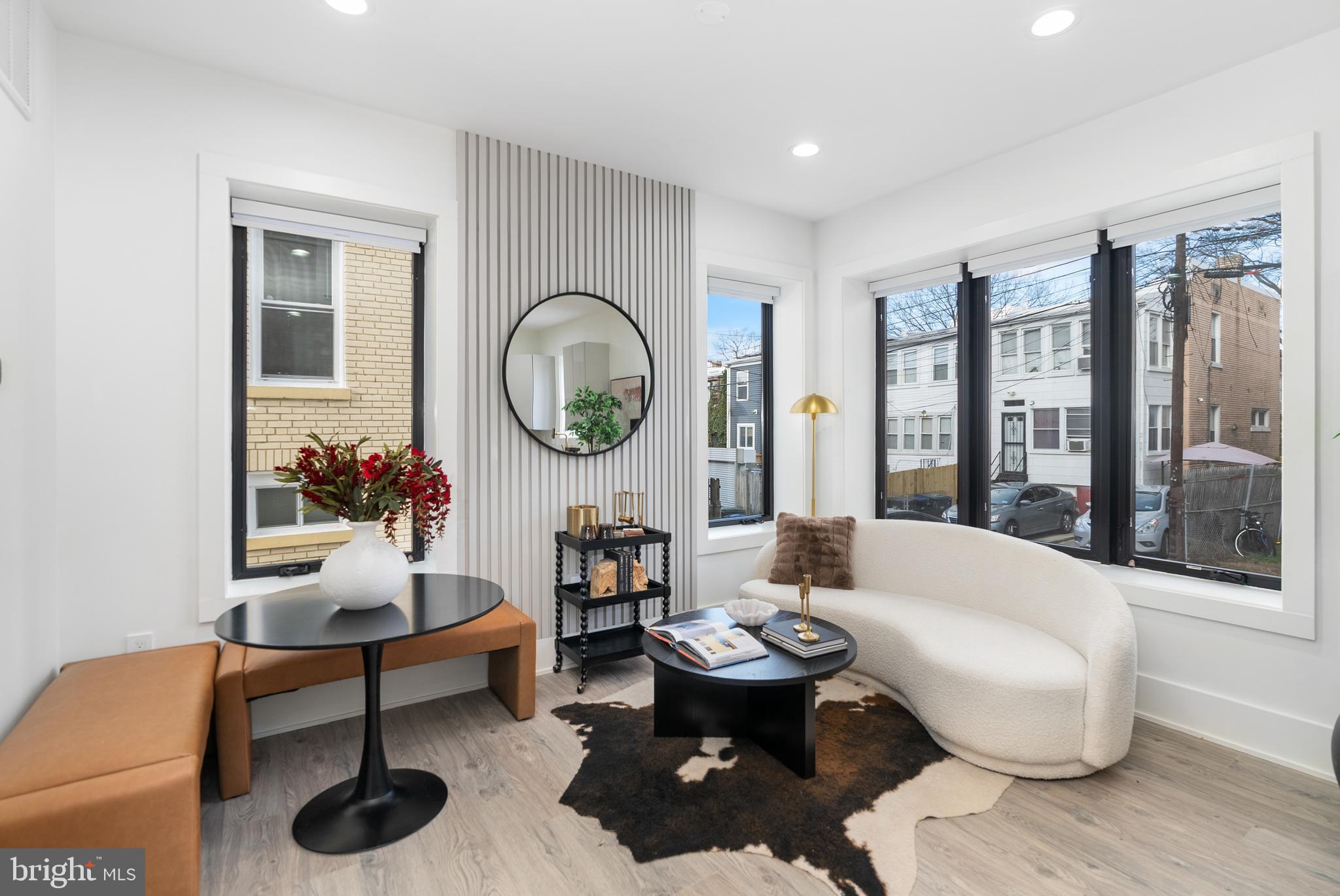 1140 OATES STREET NE 101