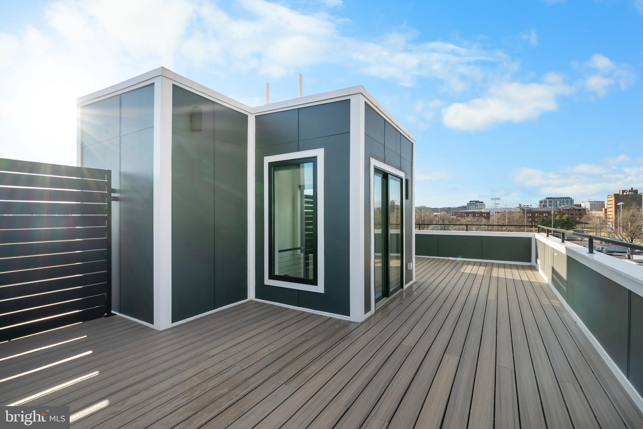 1140 OATES STREET NE 201