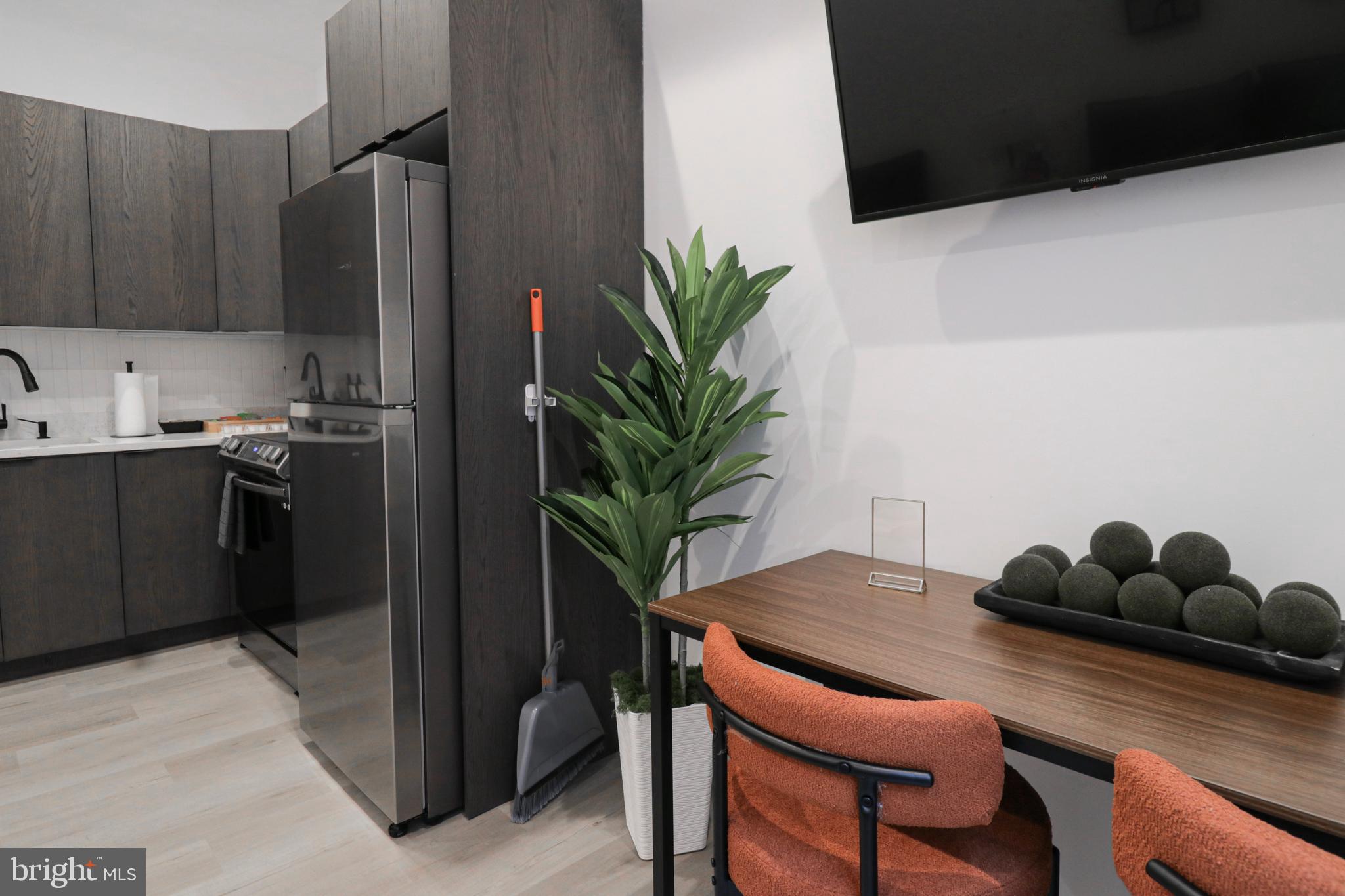 1318 9TH STREET NW 5