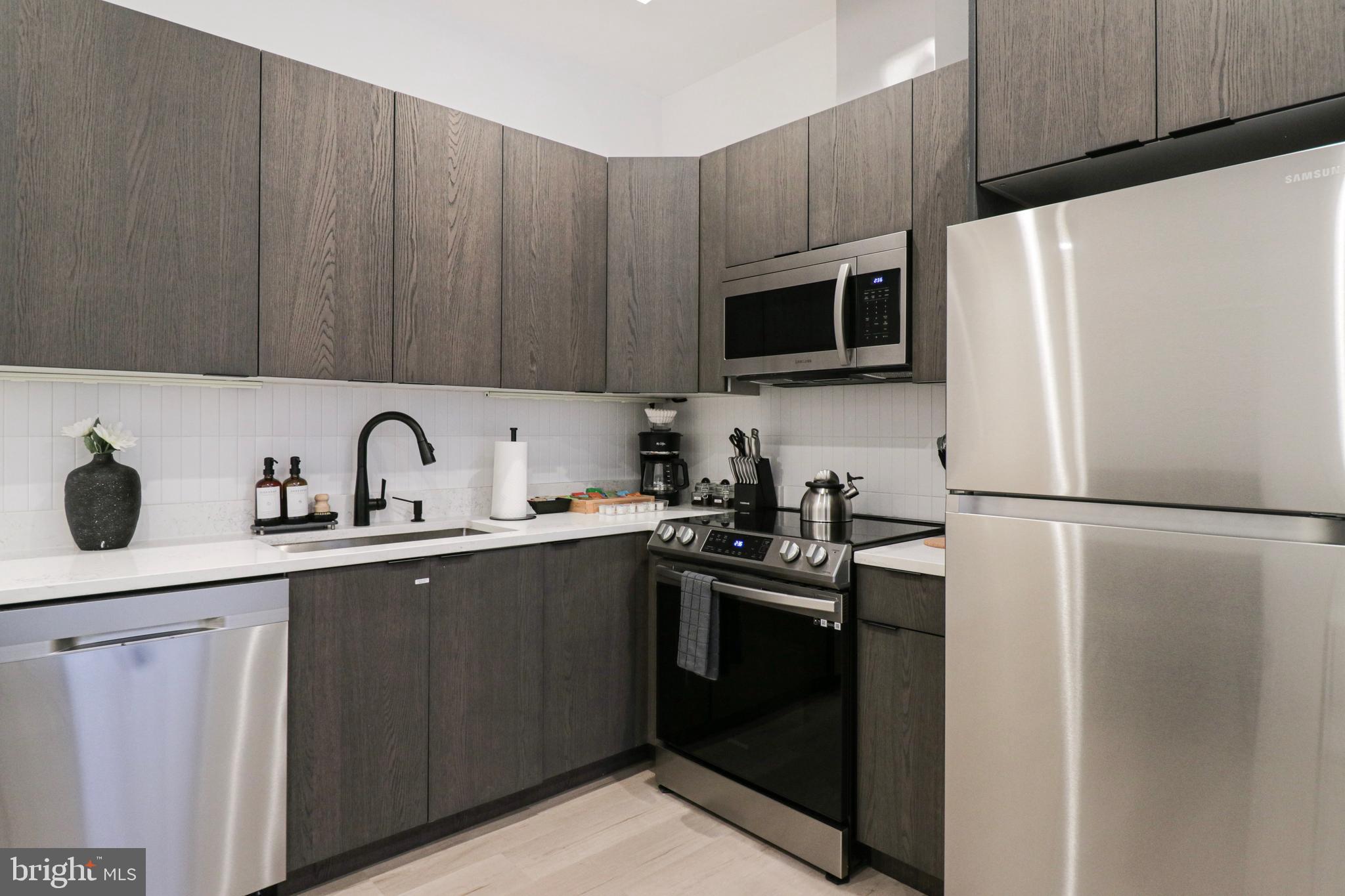 1318 9TH STREET NW 5