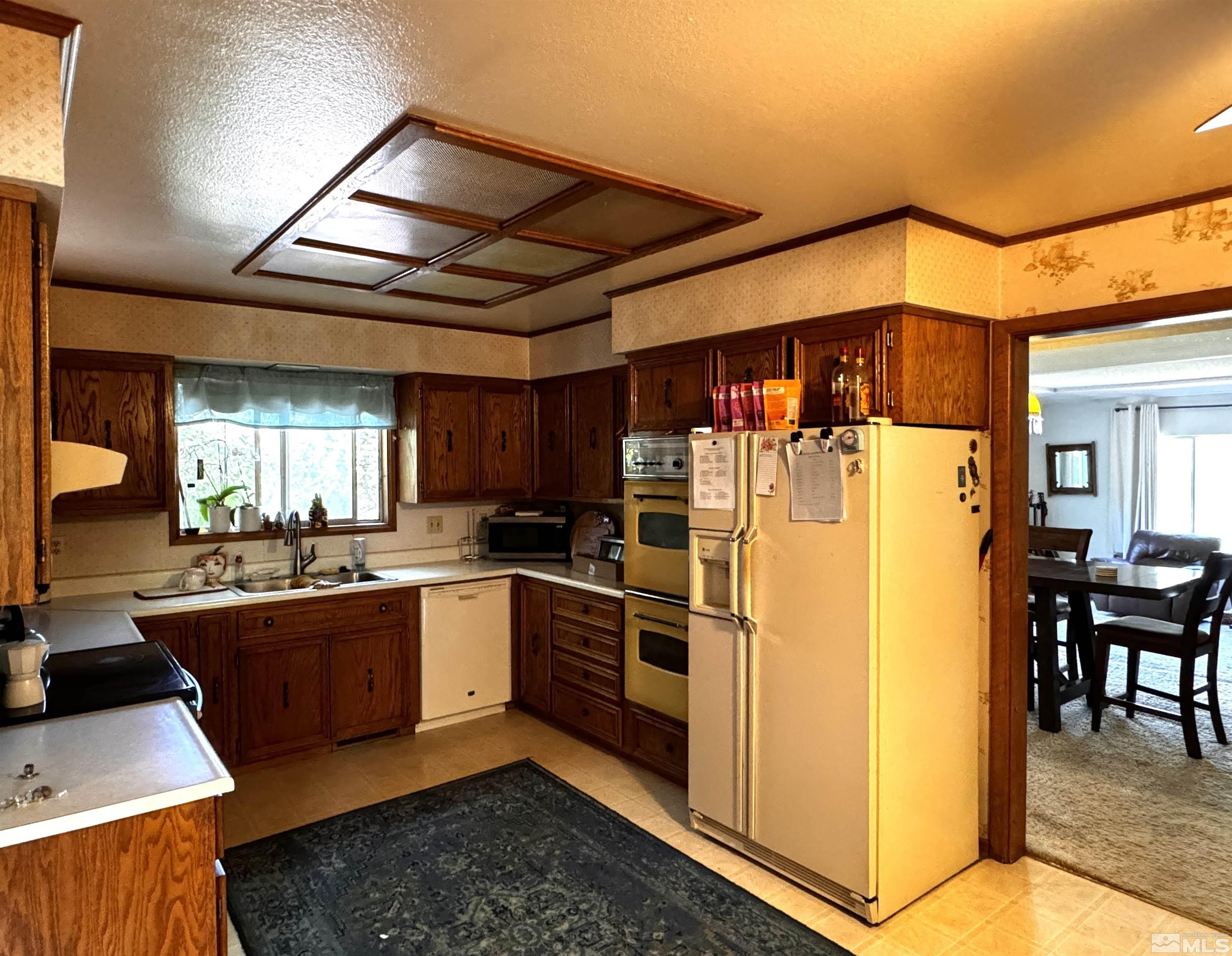 1006 Kerry Lane