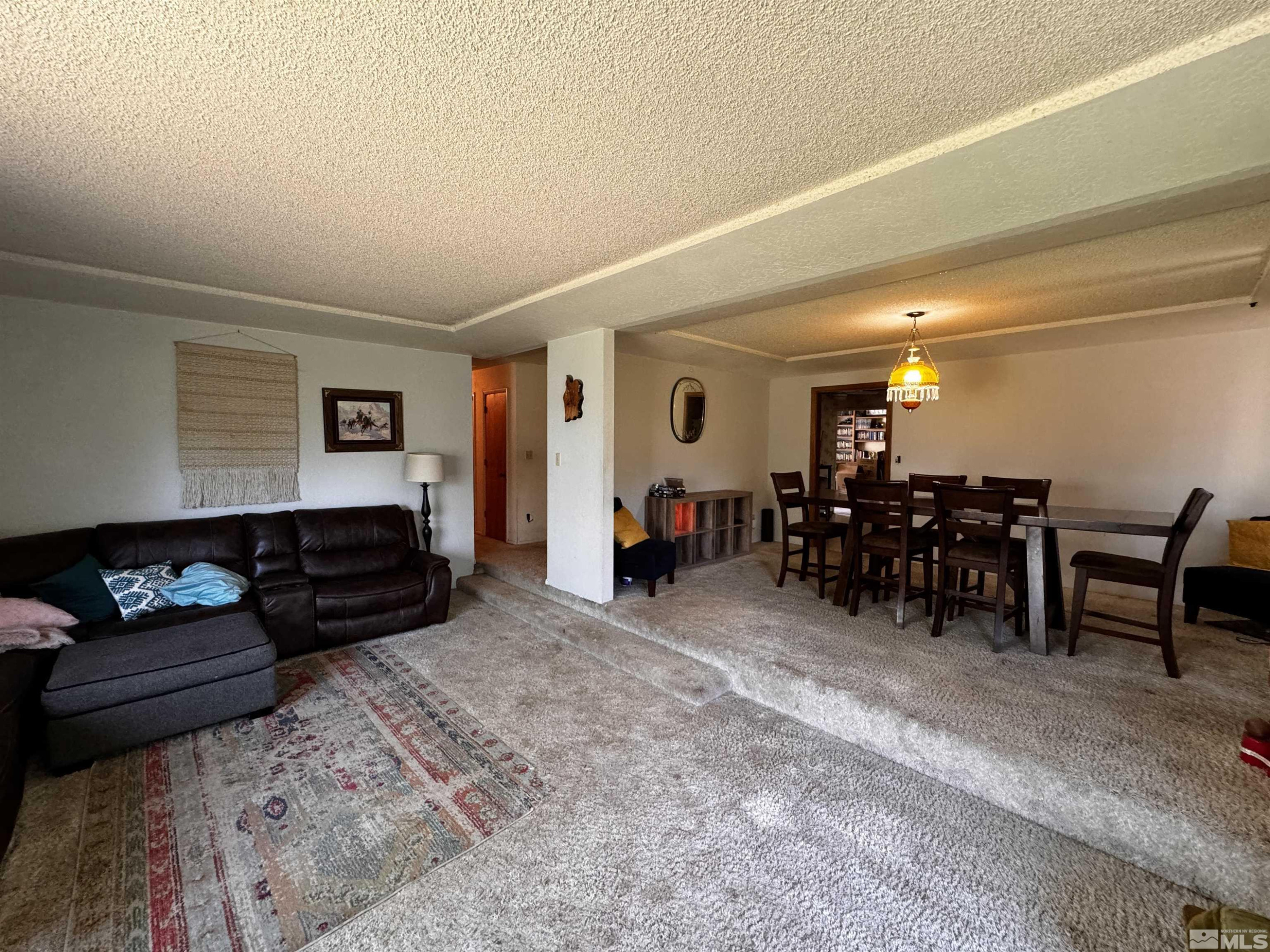1006 Kerry Lane