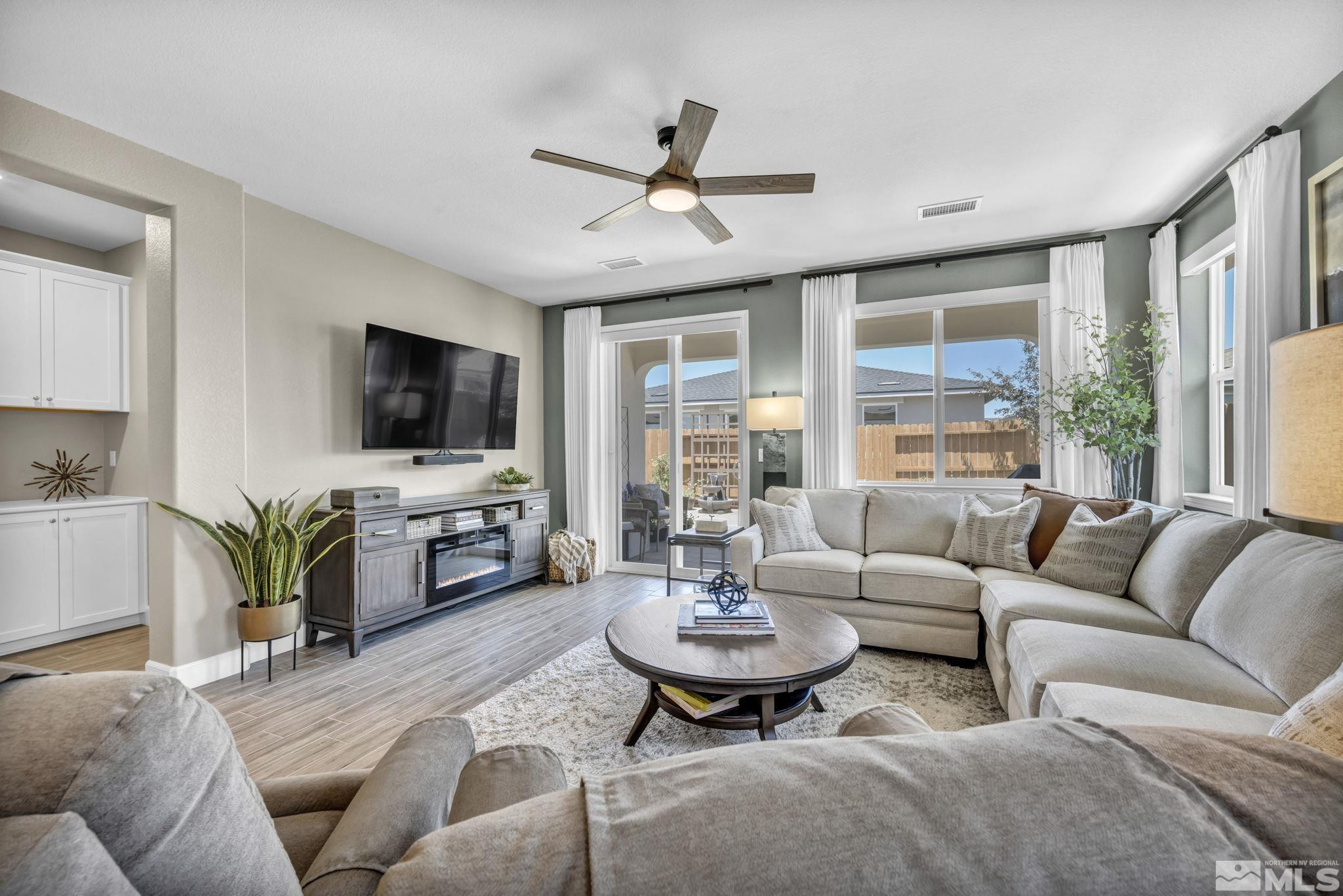 1150 Tussocks Trail