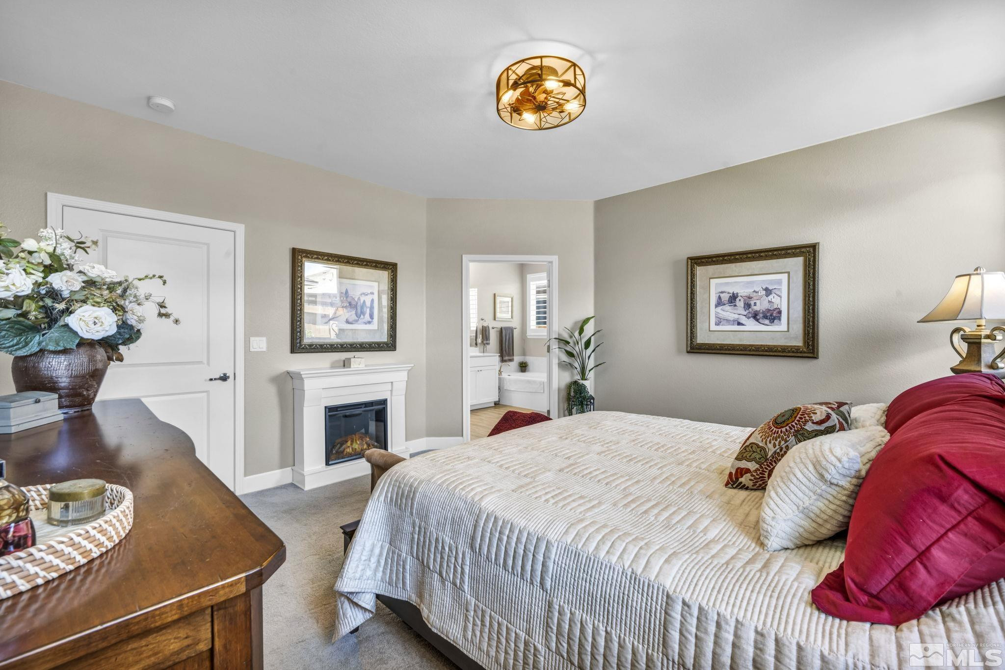1150 Tussocks Trail