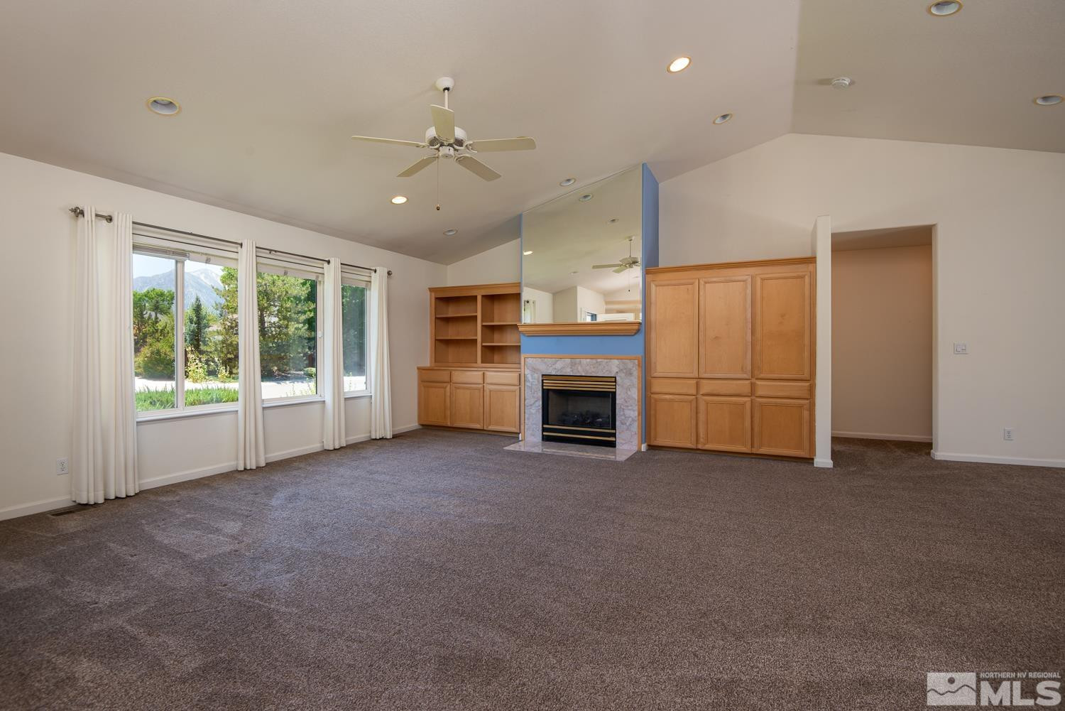 877 Longleaf Place