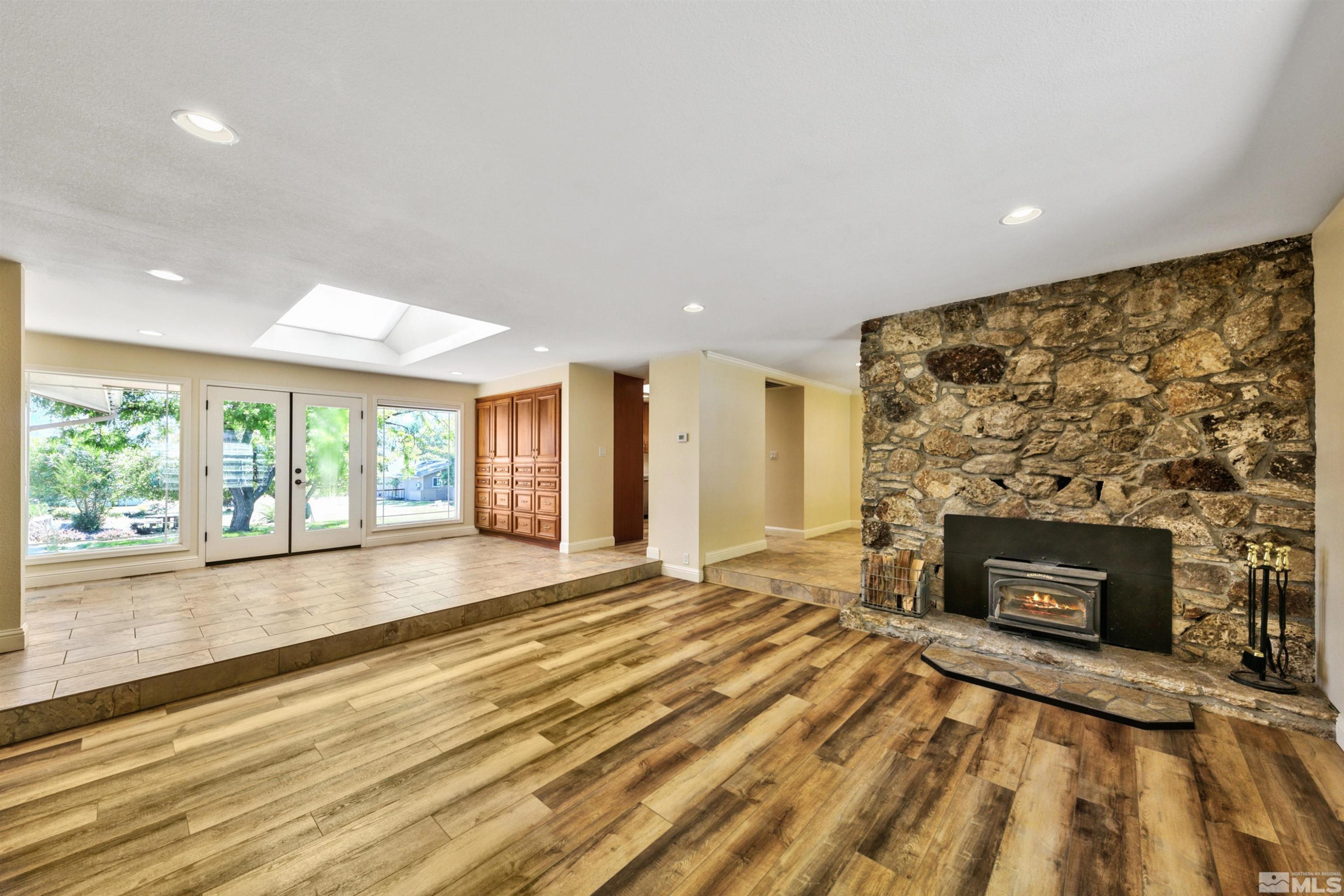2281 Pioneer Trail