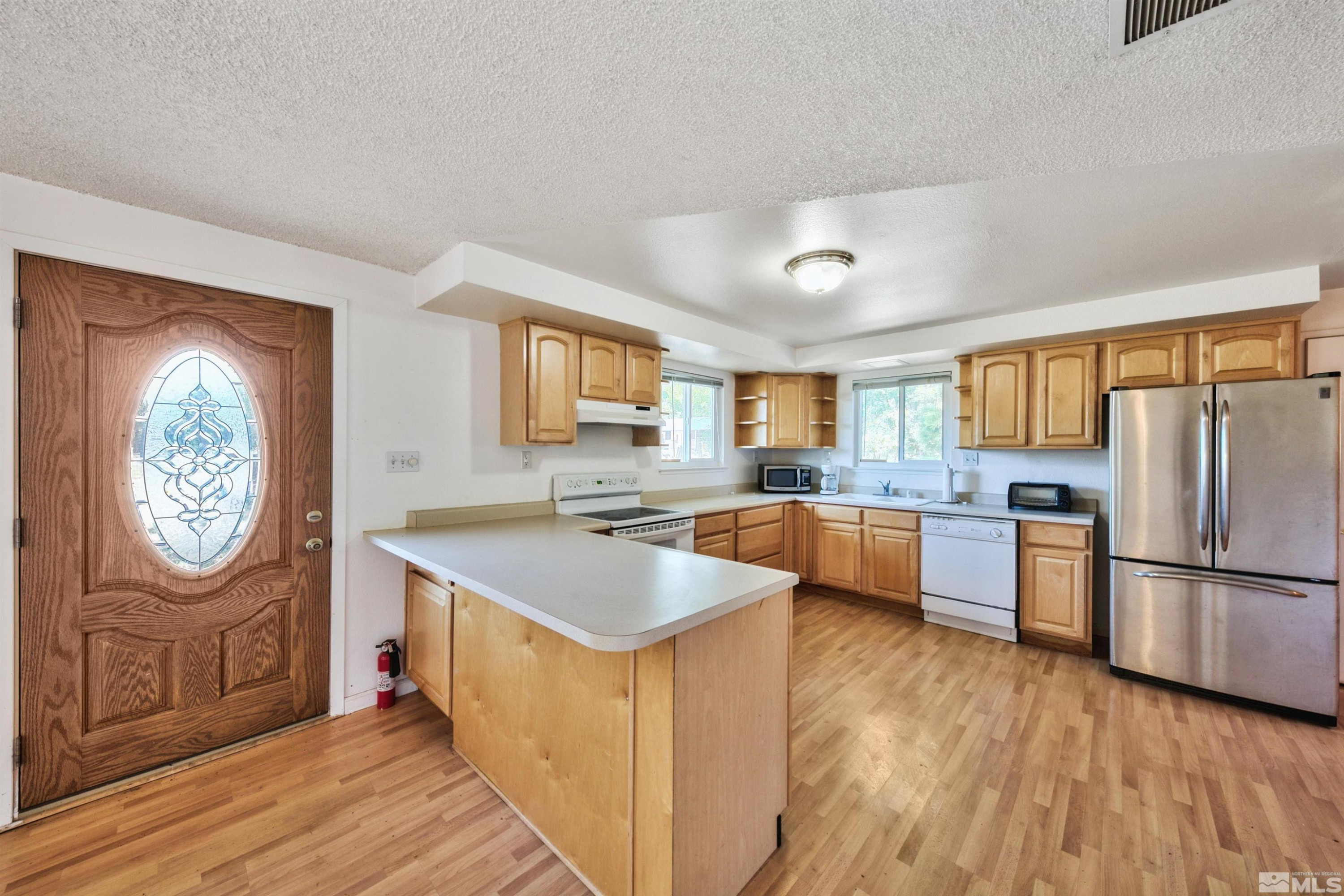 2281 Pioneer Trail