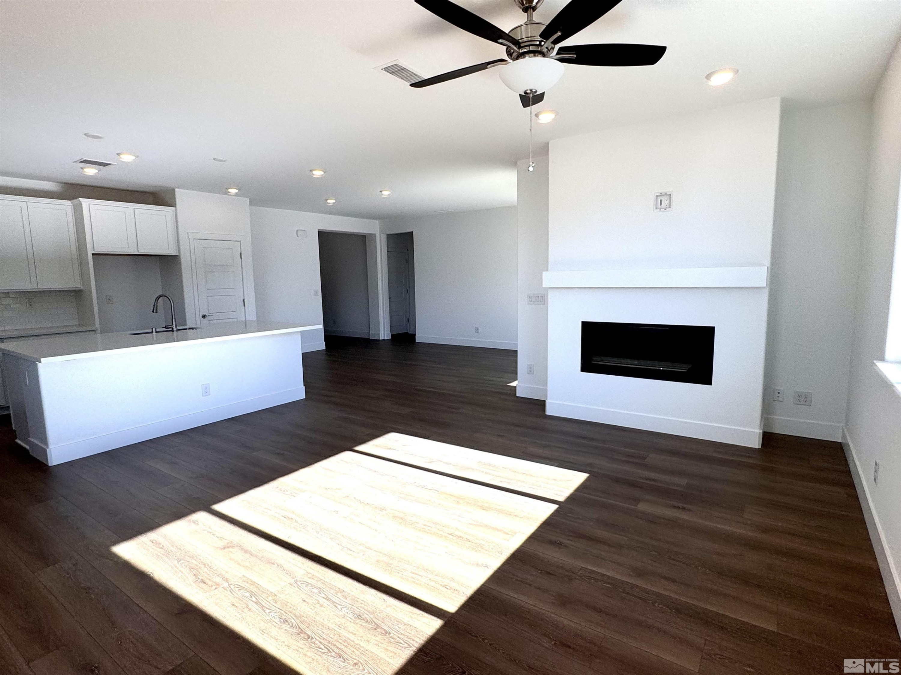 1209 Spur Way
