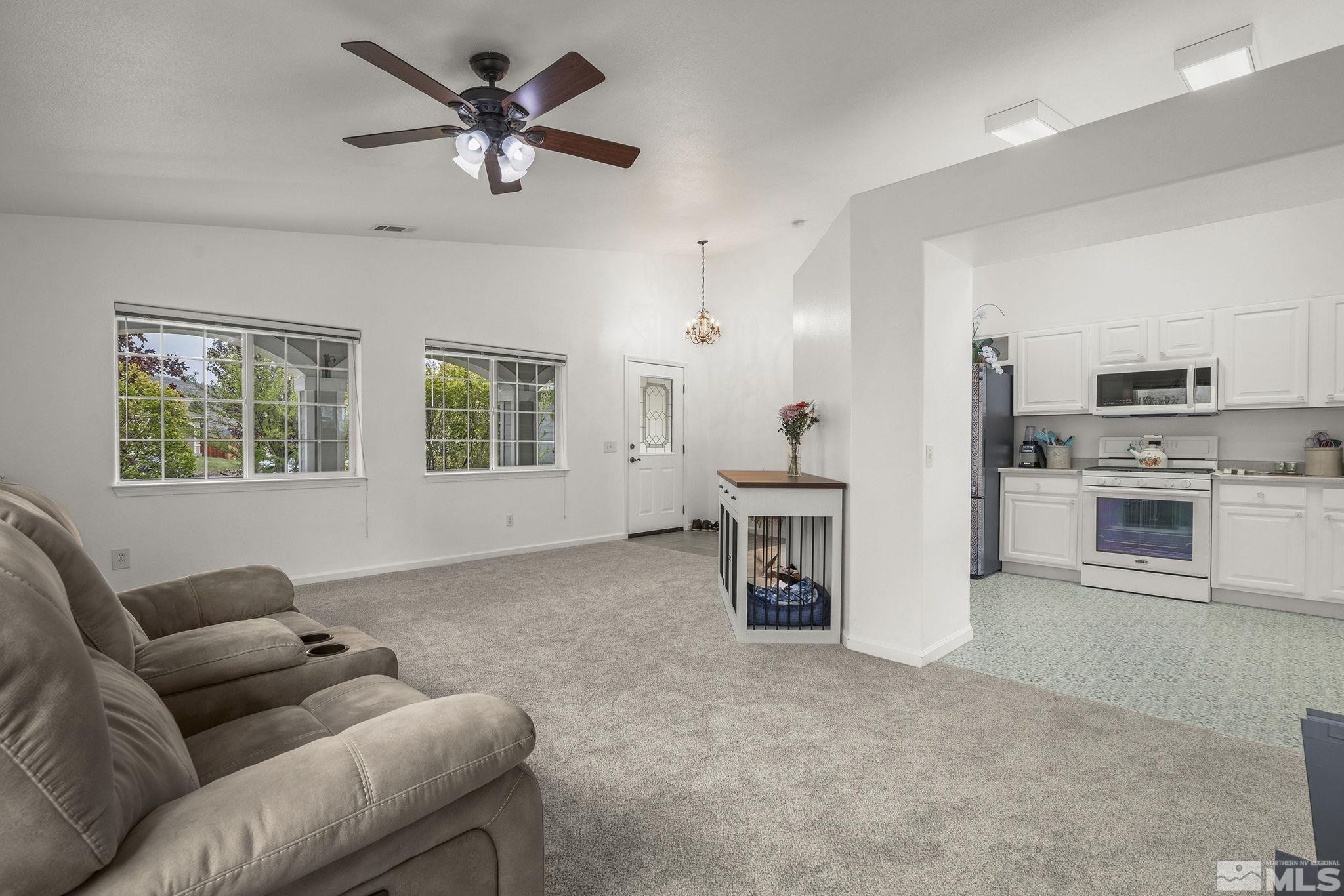 881 Valley Vista Drive