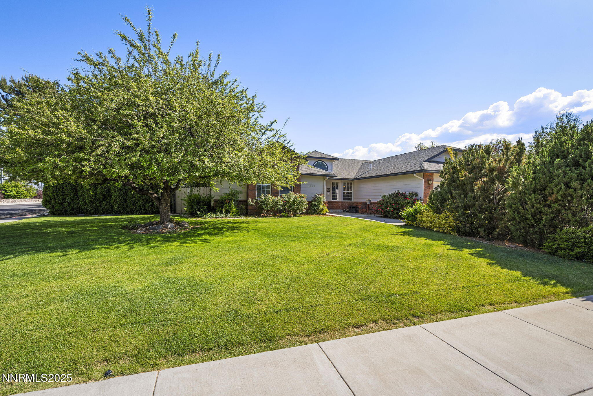 1316 Northampton Circle