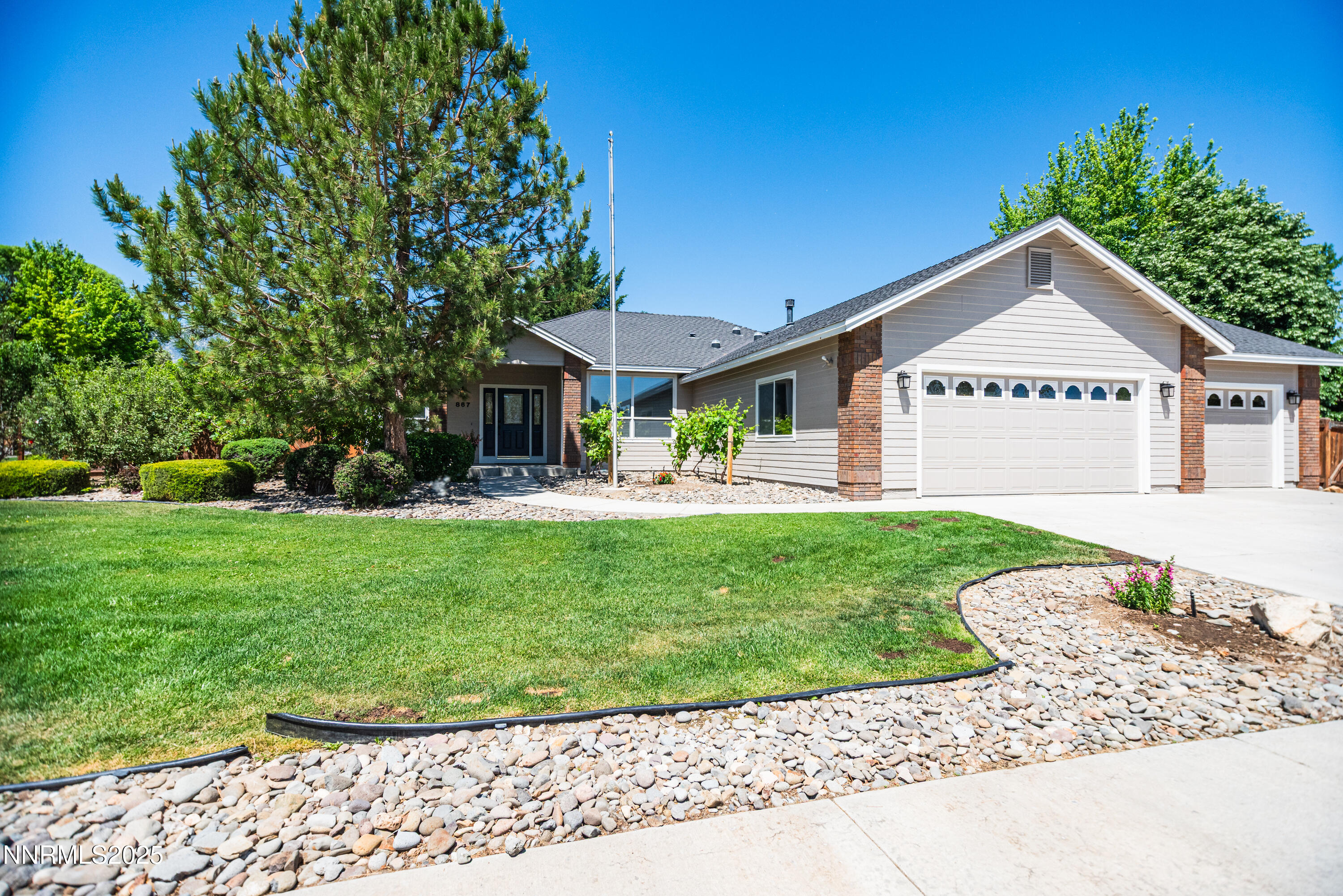 867 Mahogany Drive