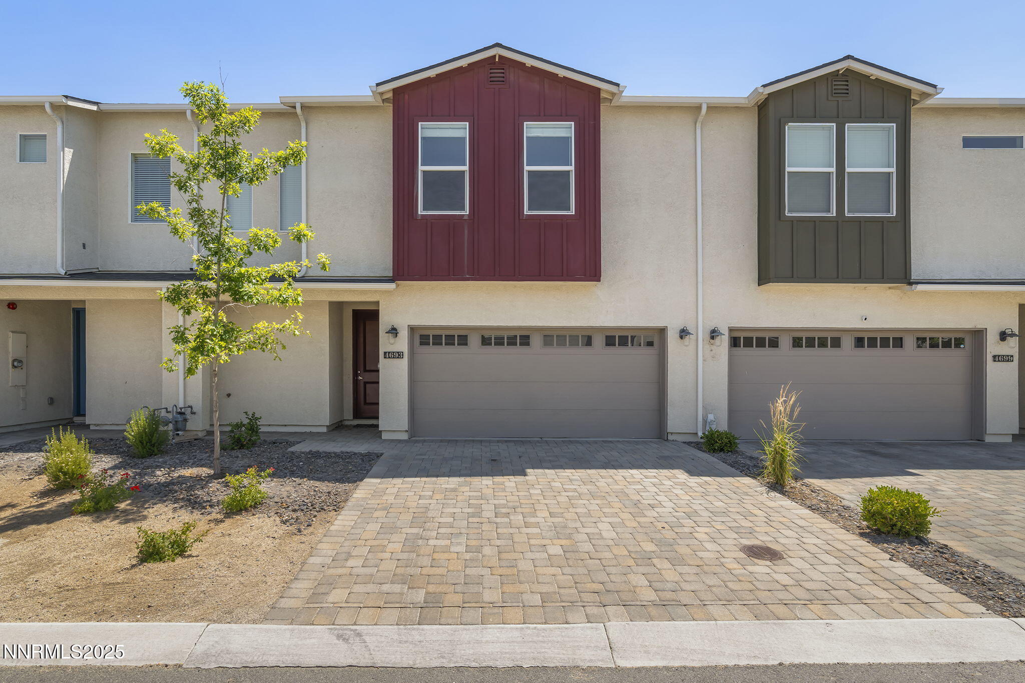 4693 Falcon Rock Lane